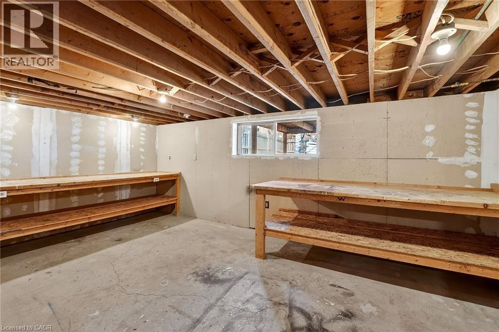 227 Cumberland Avenue, Hamilton, Ontario  L8M 1Z8 - Photo 34 - 40815421