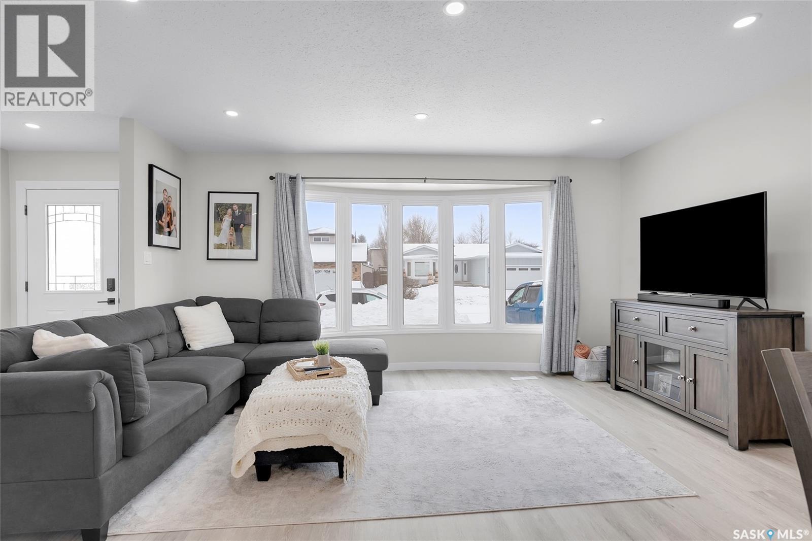 283 David Knight Crescent, Saskatoon, Saskatchewan  S7K 5L7 - Photo 18 - SK031894