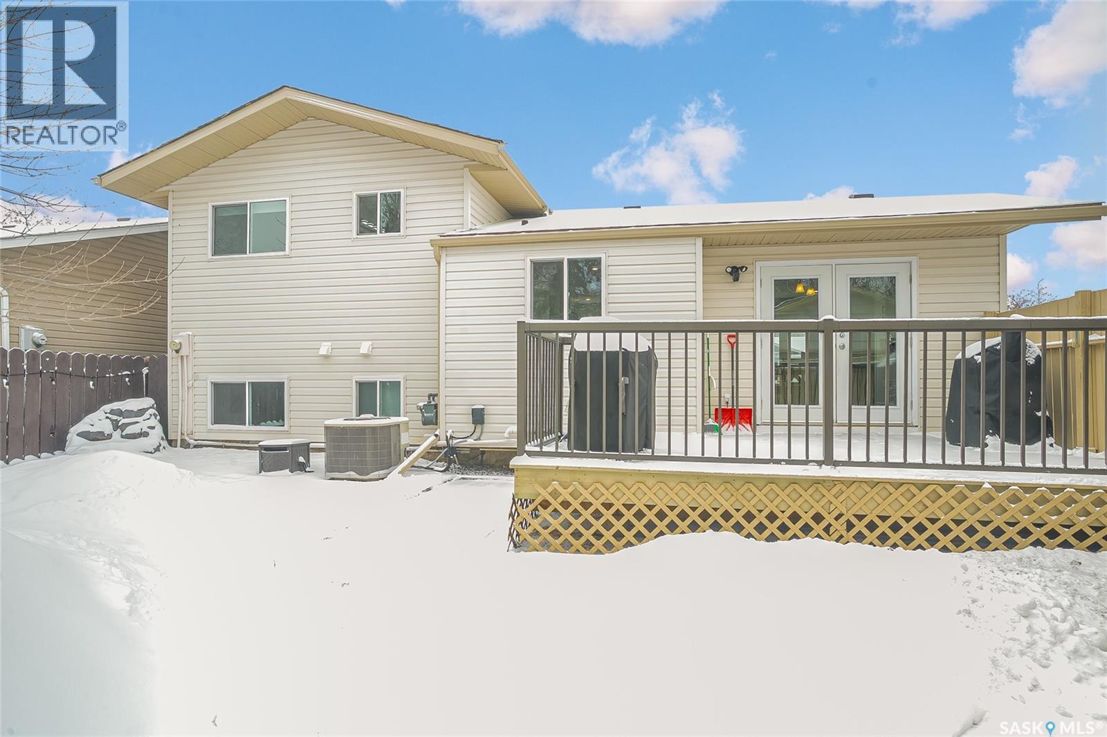 283 David Knight Crescent, Saskatoon, Saskatchewan  S7K 5L7 - Photo 36 - SK031894