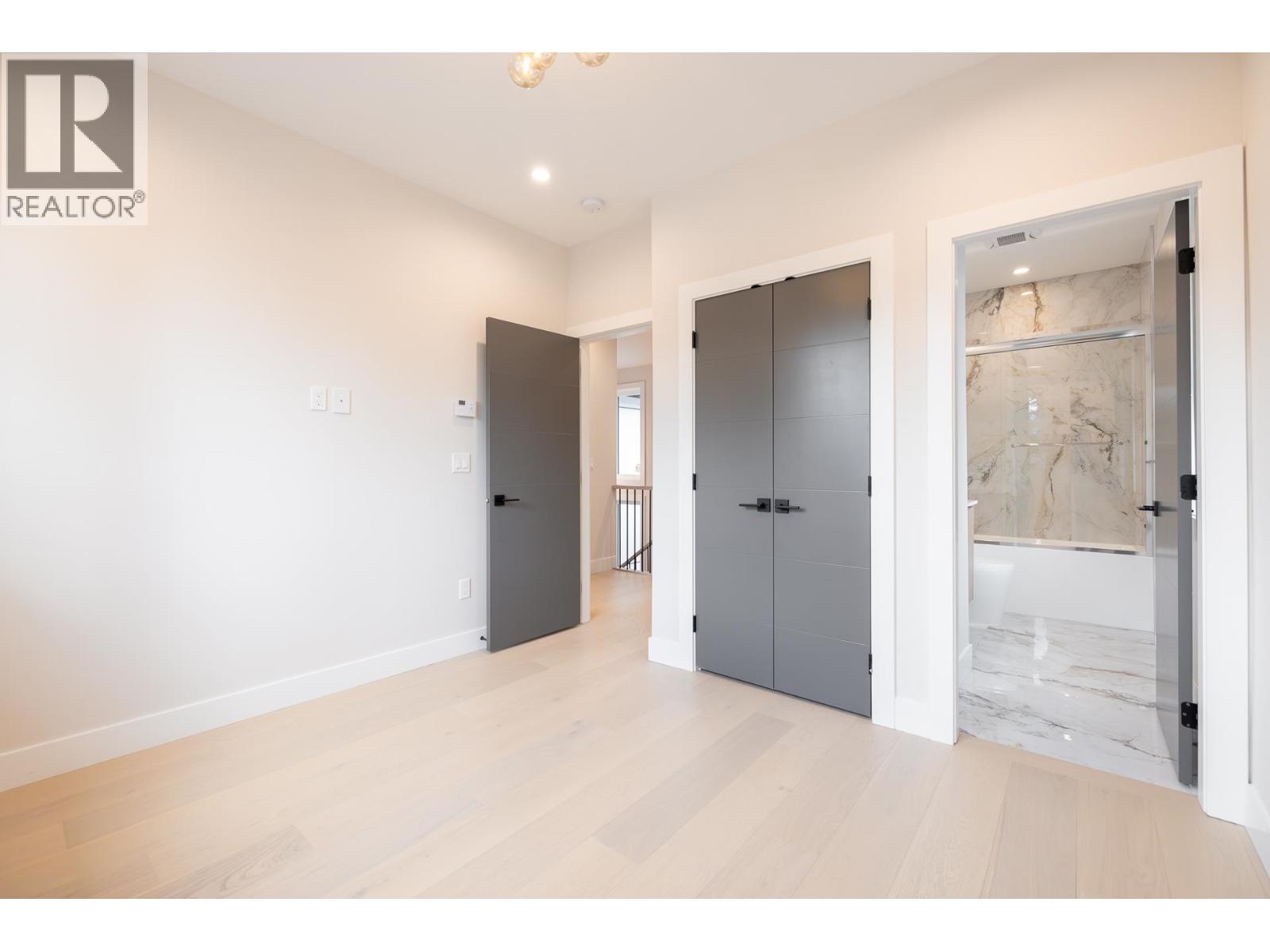 8055 18th Avenue, Burnaby, British Columbia  V3N 1J9 - Photo 23 - R3083197