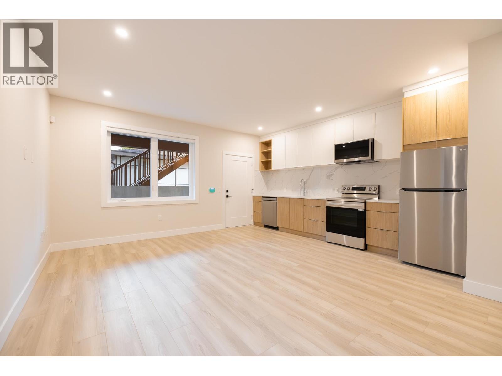 8055 18th Avenue, Burnaby, British Columbia  V3N 1J9 - Photo 27 - R3083197