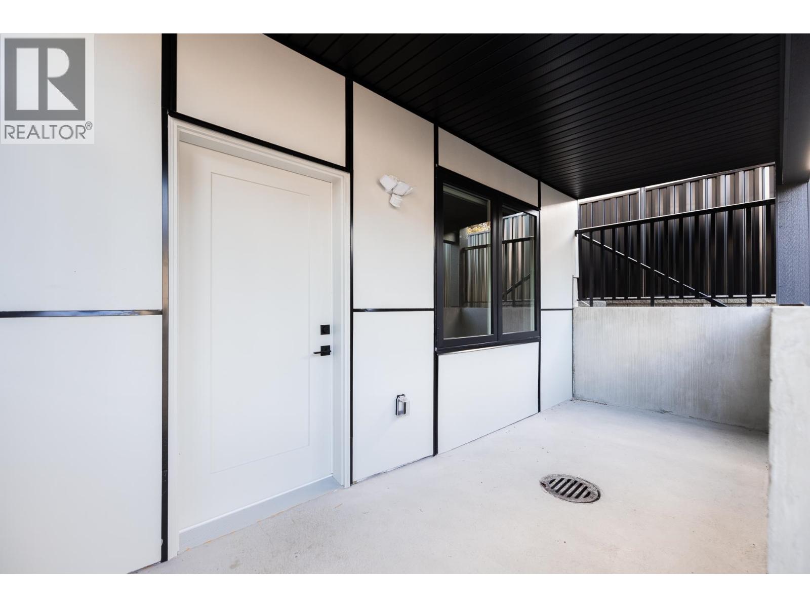 8055 18th Avenue, Burnaby, British Columbia  V3N 1J9 - Photo 37 - R3083197