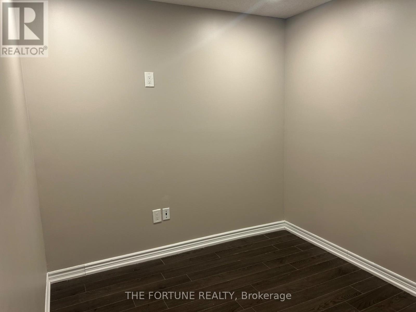 90 Canary Close W, Brampton, Ontario  L6X 5L1 - Photo 8 - W12952962