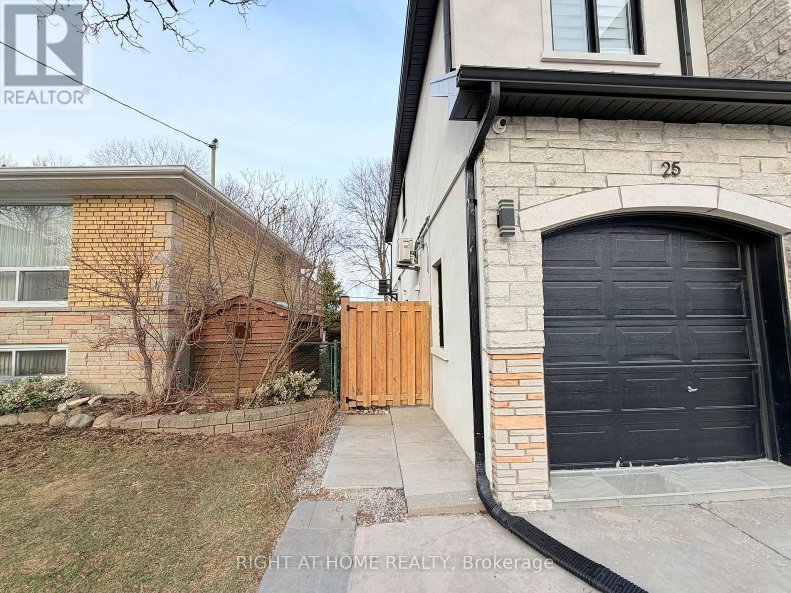 Lower - 25 Duffield Road E, Toronto, Ontario  M9P 3C8 - Photo 2 - W12952994