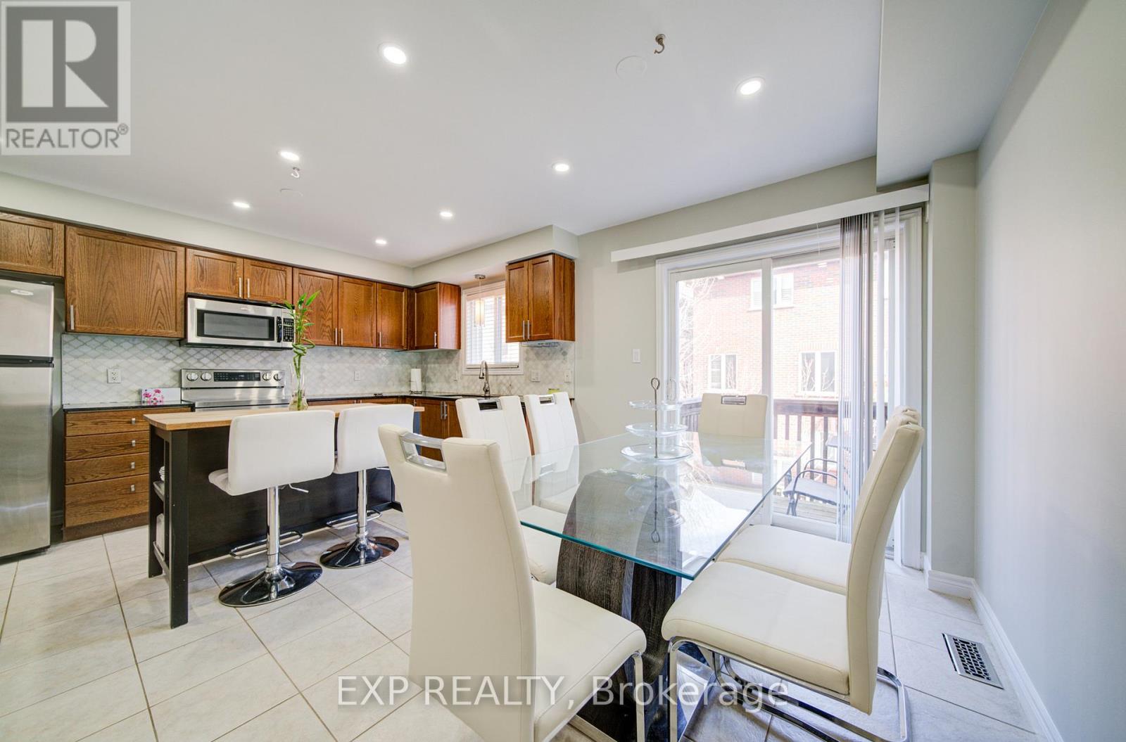 66 - 2280 Baronwood Drive, Oakville, Ontario  L6M 4Z5 - Photo 12 - W12953018