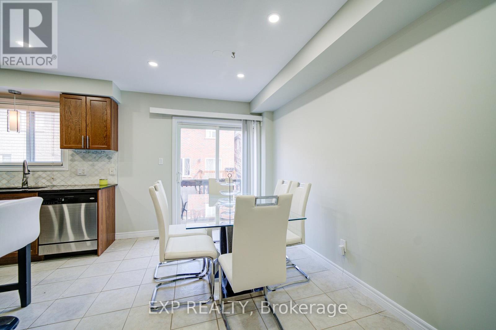 66 - 2280 Baronwood Drive, Oakville, Ontario  L6M 4Z5 - Photo 14 - W12953018