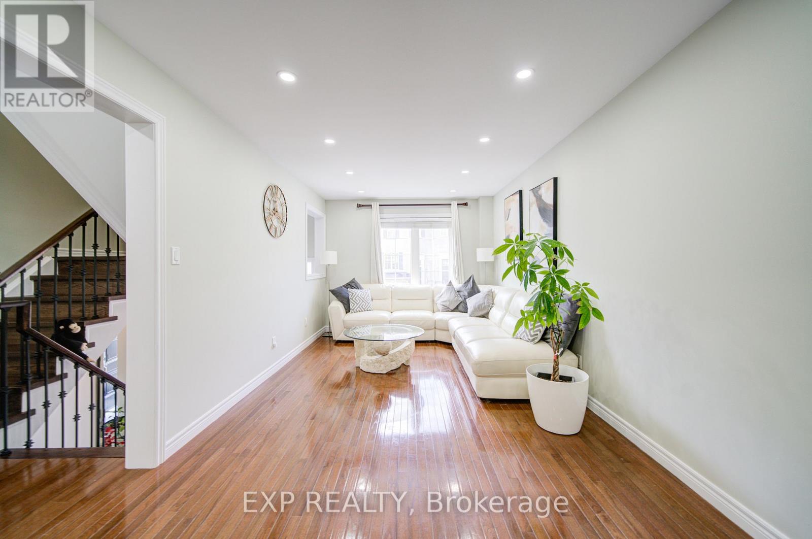 66 - 2280 Baronwood Drive, Oakville, Ontario  L6M 4Z5 - Photo 4 - W12953018