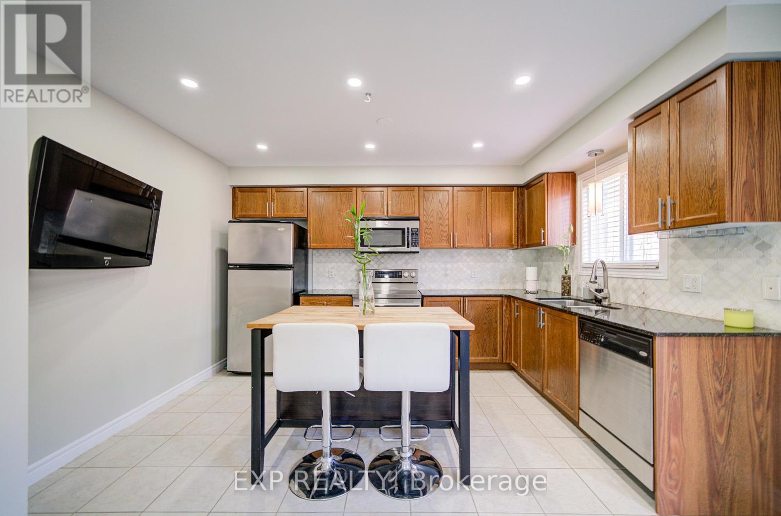 66 - 2280 Baronwood Drive, Oakville, Ontario  L6M 4Z5 - Photo 9 - W12953018