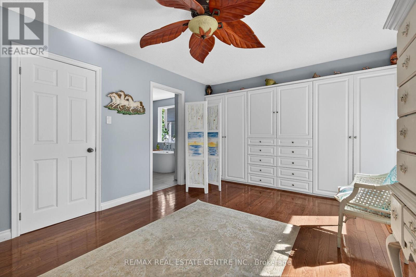 5590 Blind Line, Burlington, Ontario  L7P 0B2 - Photo 15 - W12953040