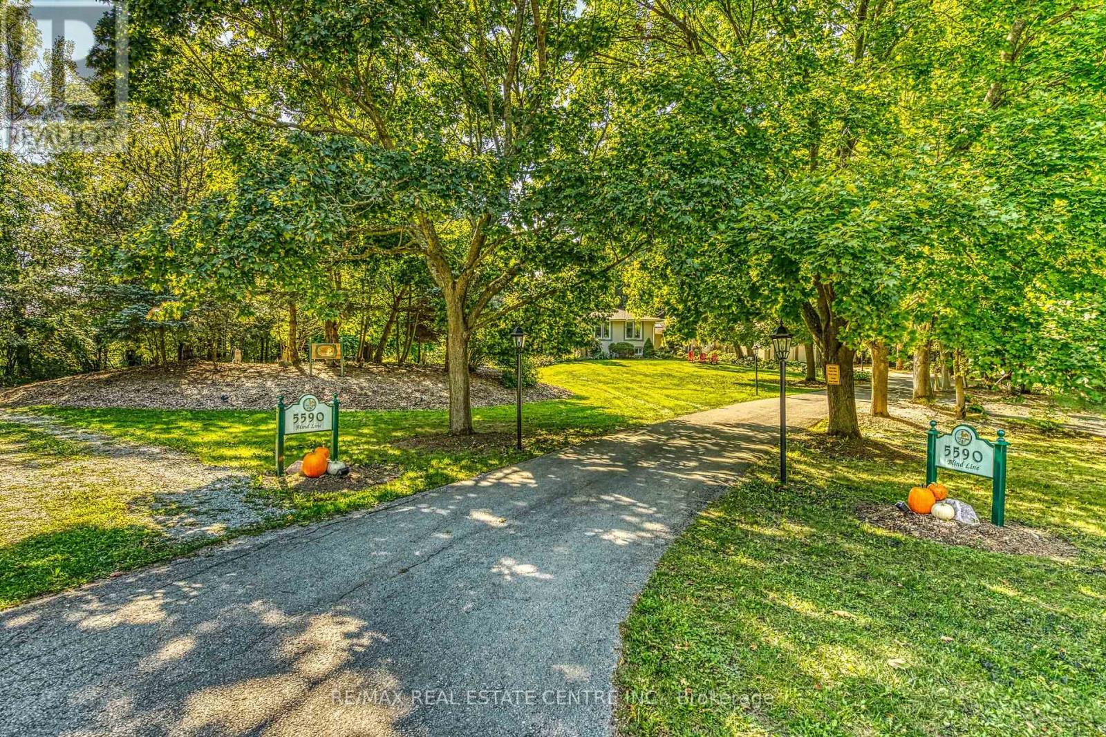 5590 Blind Line, Burlington, Ontario  L7P 0B2 - Photo 33 - W12953040