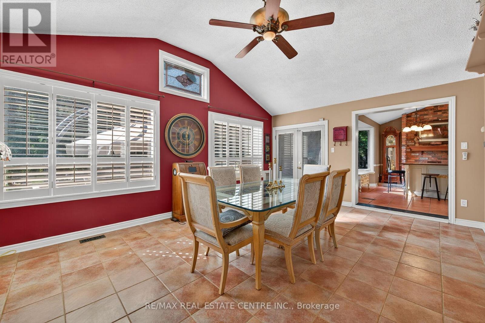 5590 Blind Line, Burlington, Ontario  L7P 0B2 - Photo 6 - W12953040