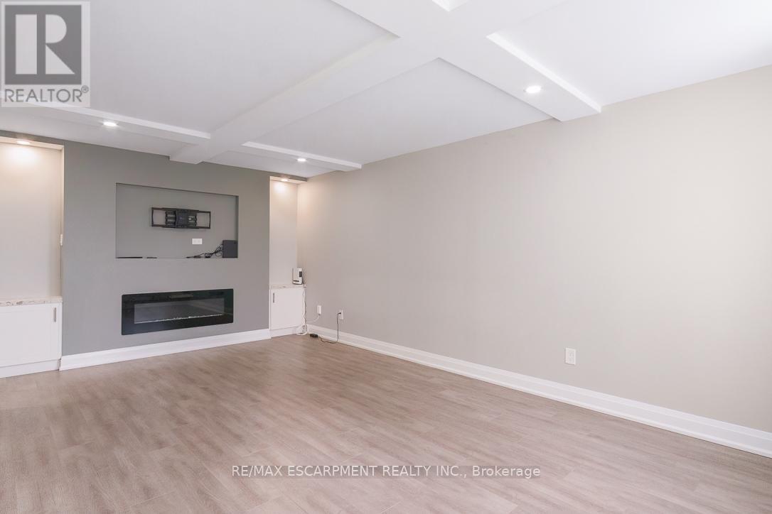 806 - 3650 Kaneff Crescent, Mississauga, Ontario  L5A 4A1 - Photo 17 - W12953086