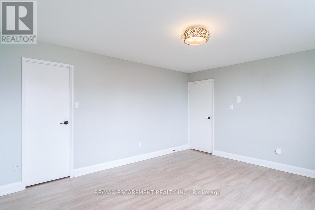 806 - 3650 Kaneff Crescent, Mississauga, Ontario  L5A 4A1 - Photo 21 - W12953086