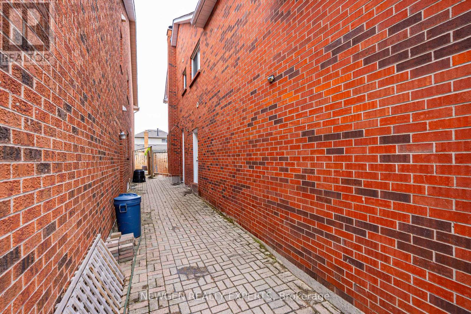 30 Adirondack Crescent, Brampton, Ontario  L6R 1E5 - Photo 49 - W12953088