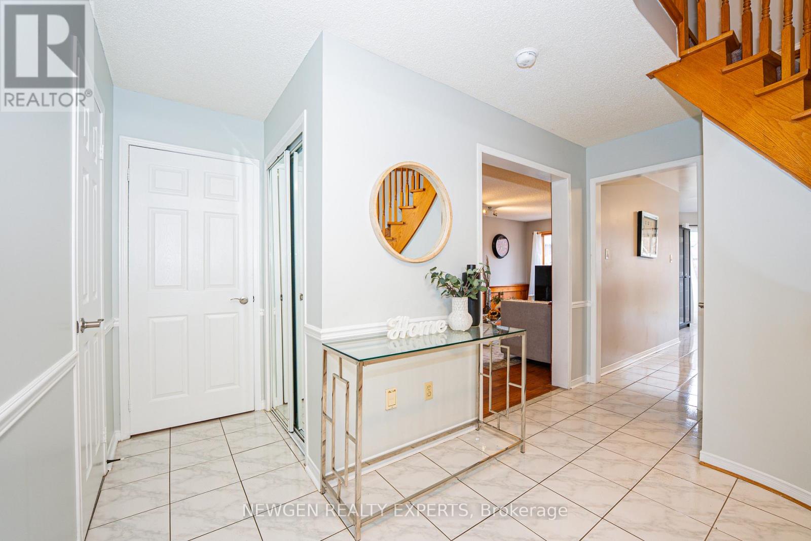 30 Adirondack Crescent, Brampton, Ontario  L6R 1E5 - Photo 6 - W12953088