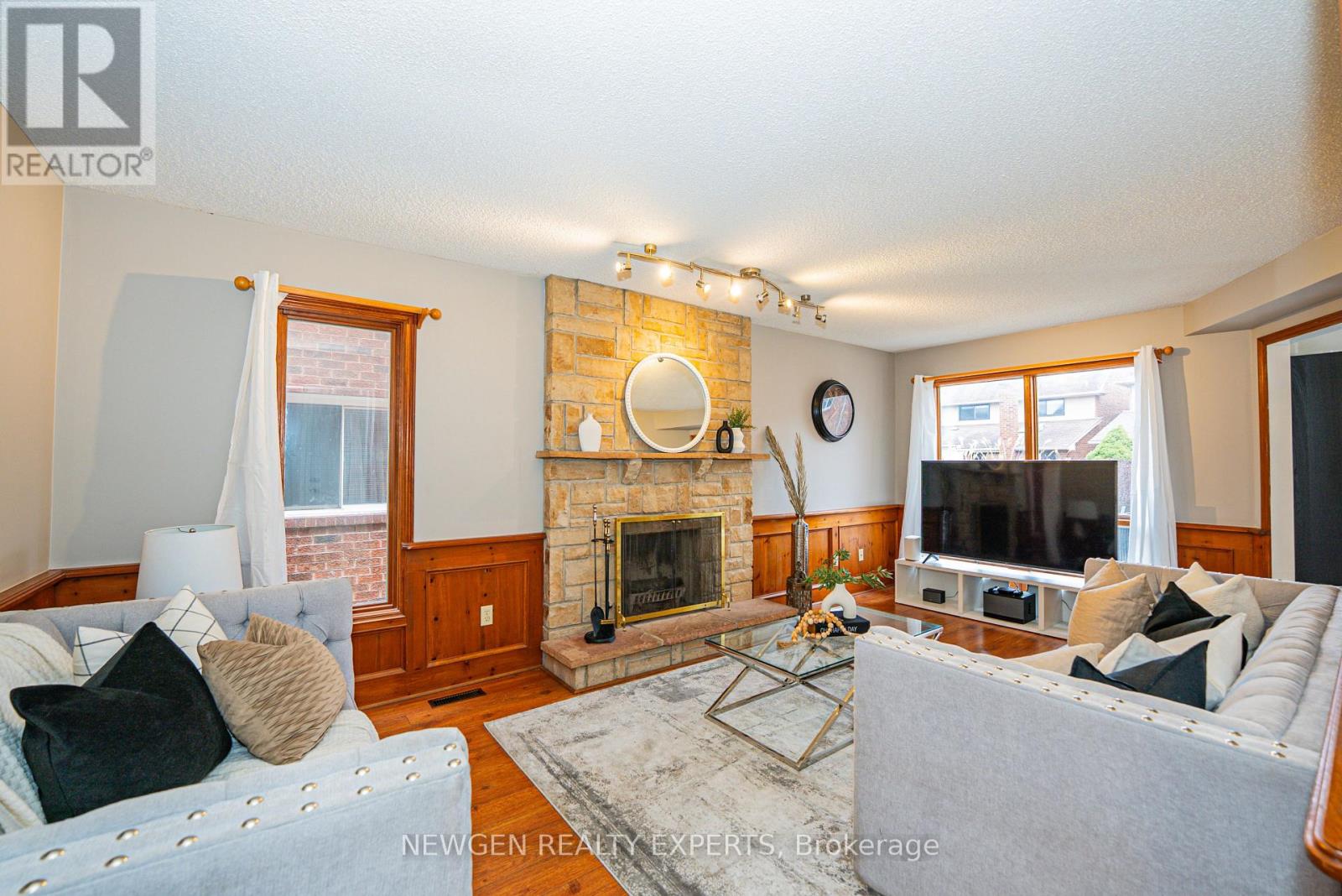 30 Adirondack Crescent, Brampton, Ontario  L6R 1E5 - Photo 9 - W12953088