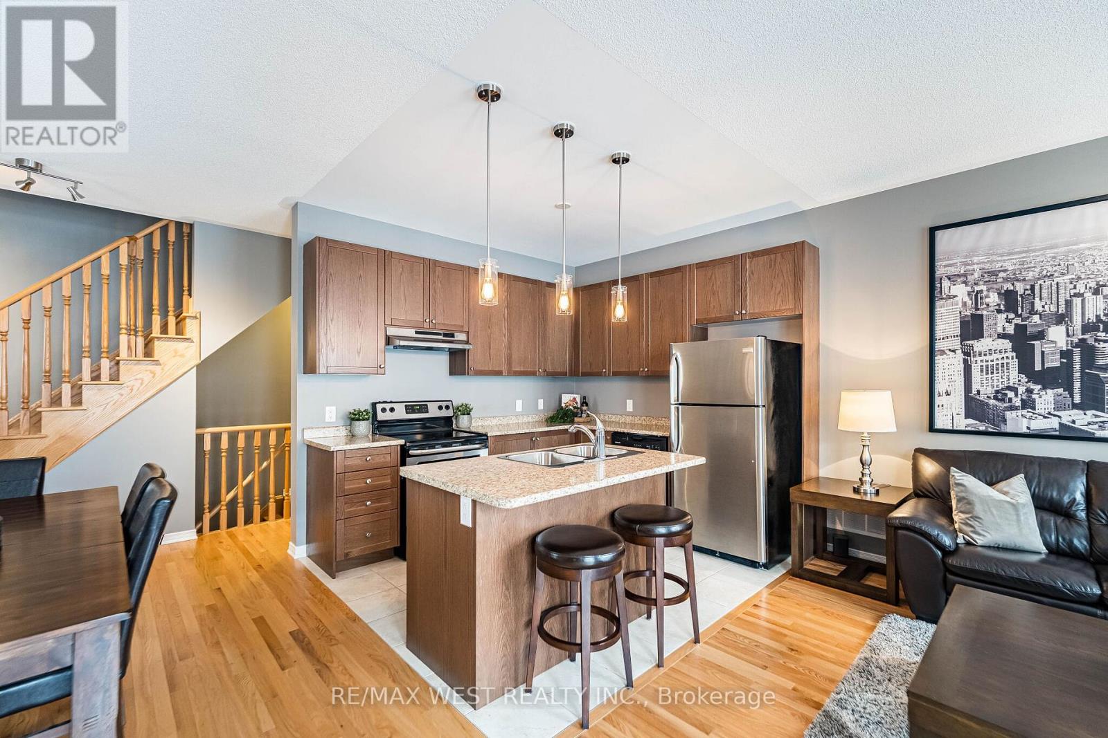 9 Melbrit Lane, Caledon, Ontario  L7C 4C9 - Photo 15 - W12953096