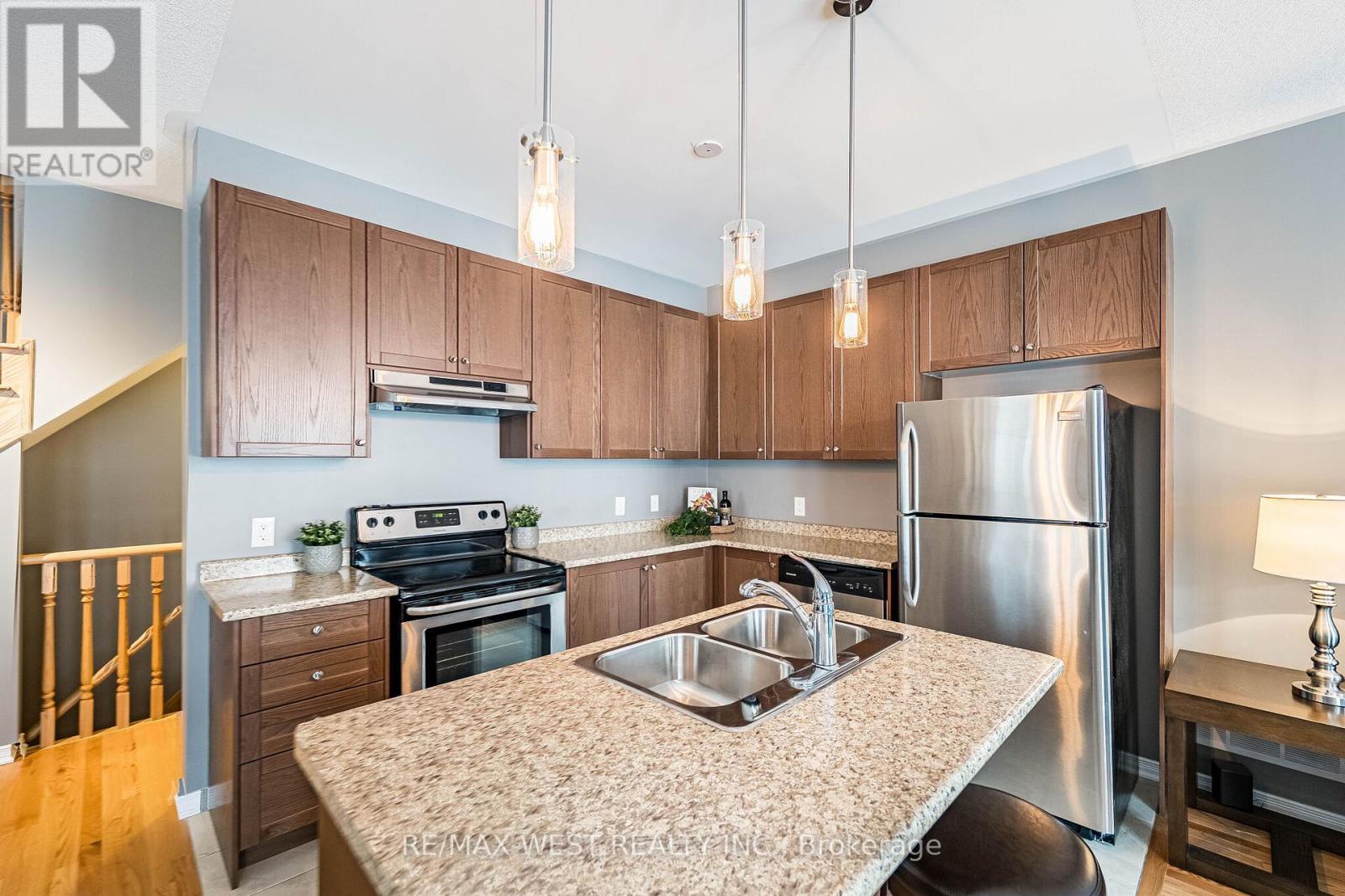 9 Melbrit Lane, Caledon, Ontario  L7C 4C9 - Photo 17 - W12953096