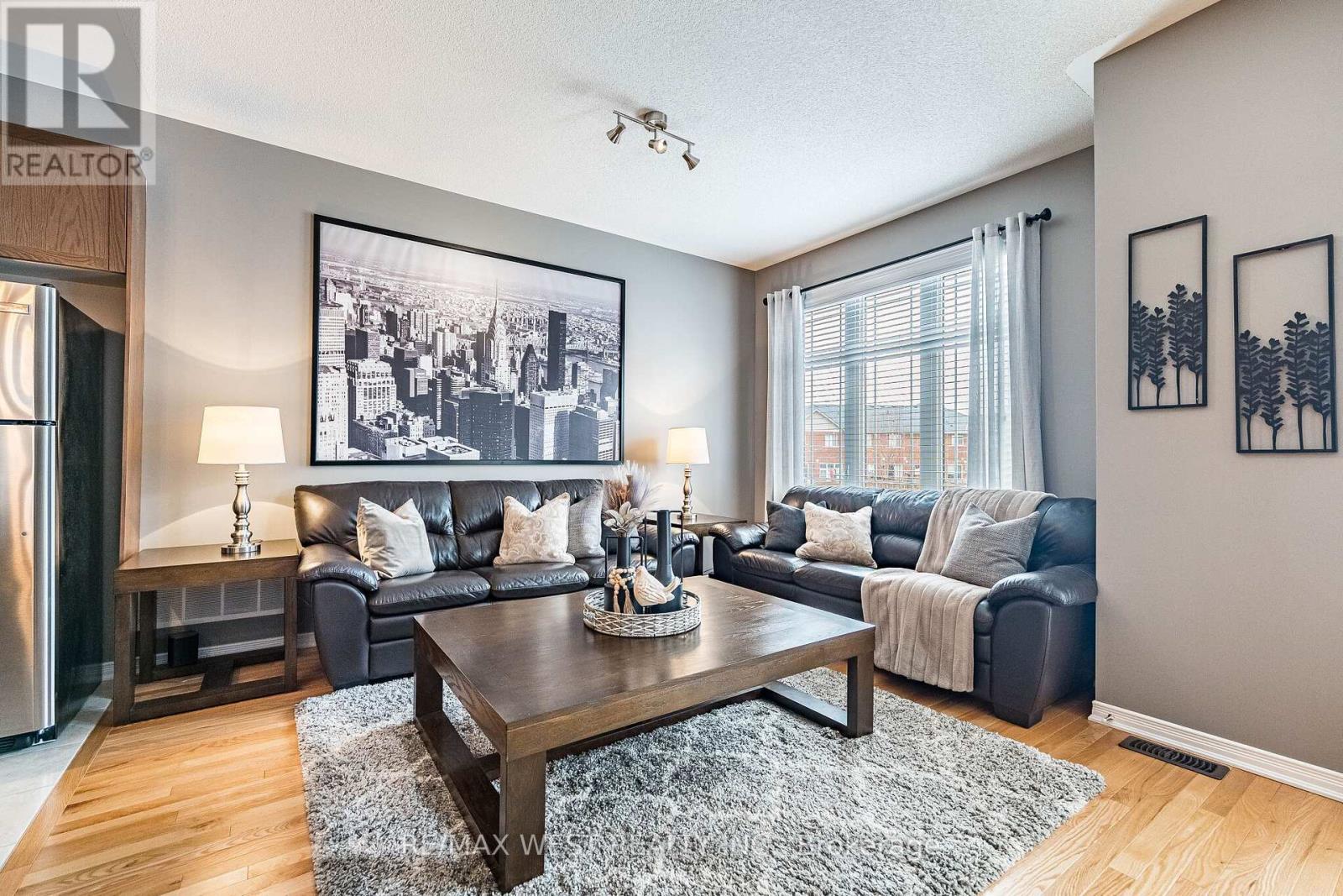 9 Melbrit Lane, Caledon, Ontario  L7C 4C9 - Photo 18 - W12953096