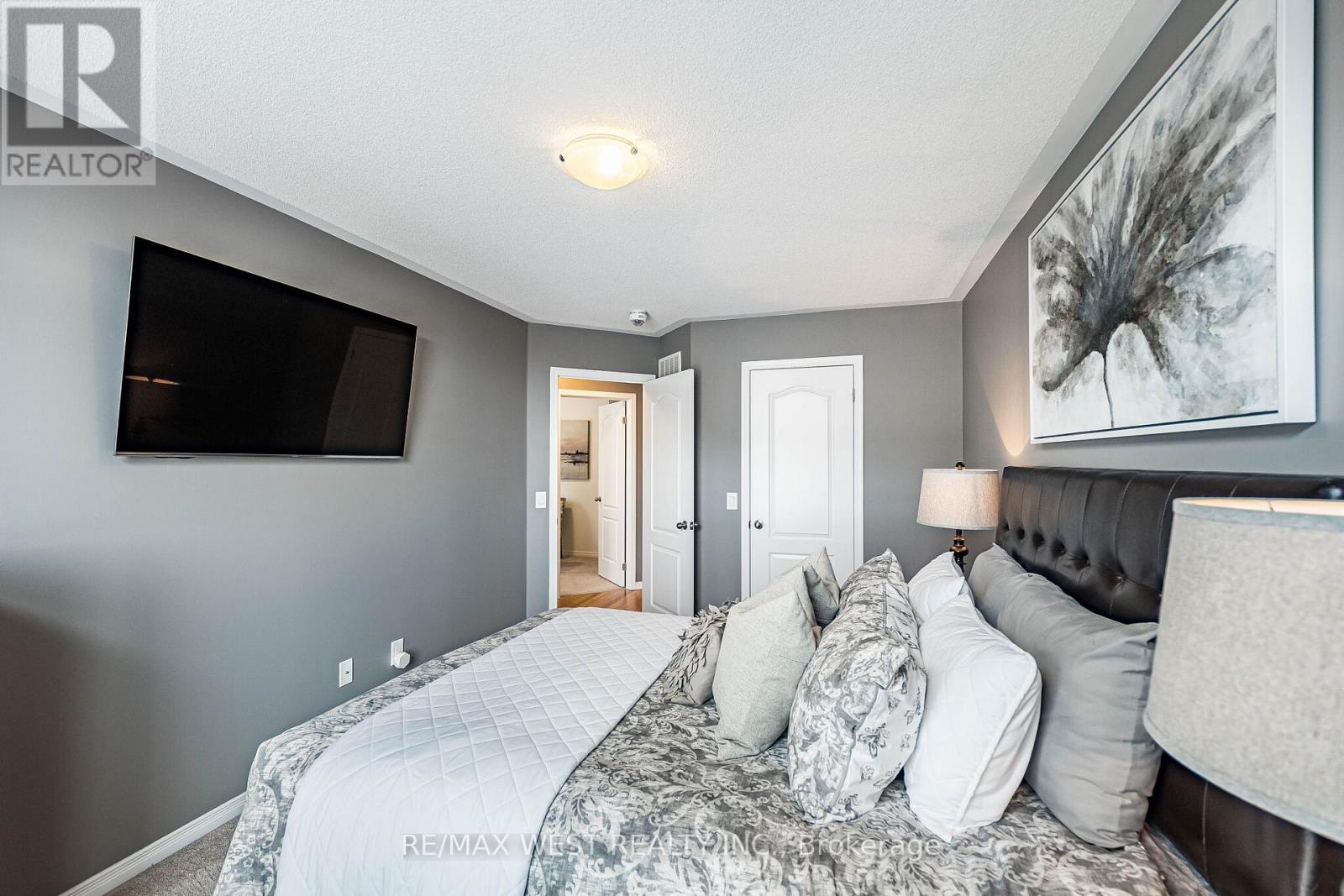 9 Melbrit Lane, Caledon, Ontario  L7C 4C9 - Photo 25 - W12953096