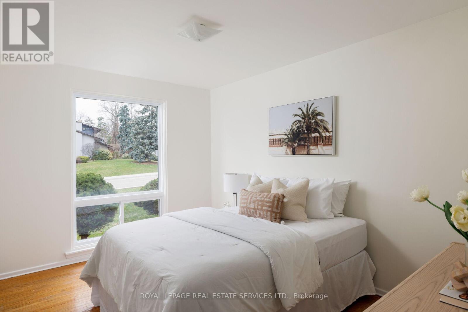 1106 Falgarwood Drive, Oakville, Ontario  L6H 1N9 - Photo 15 - W12953112