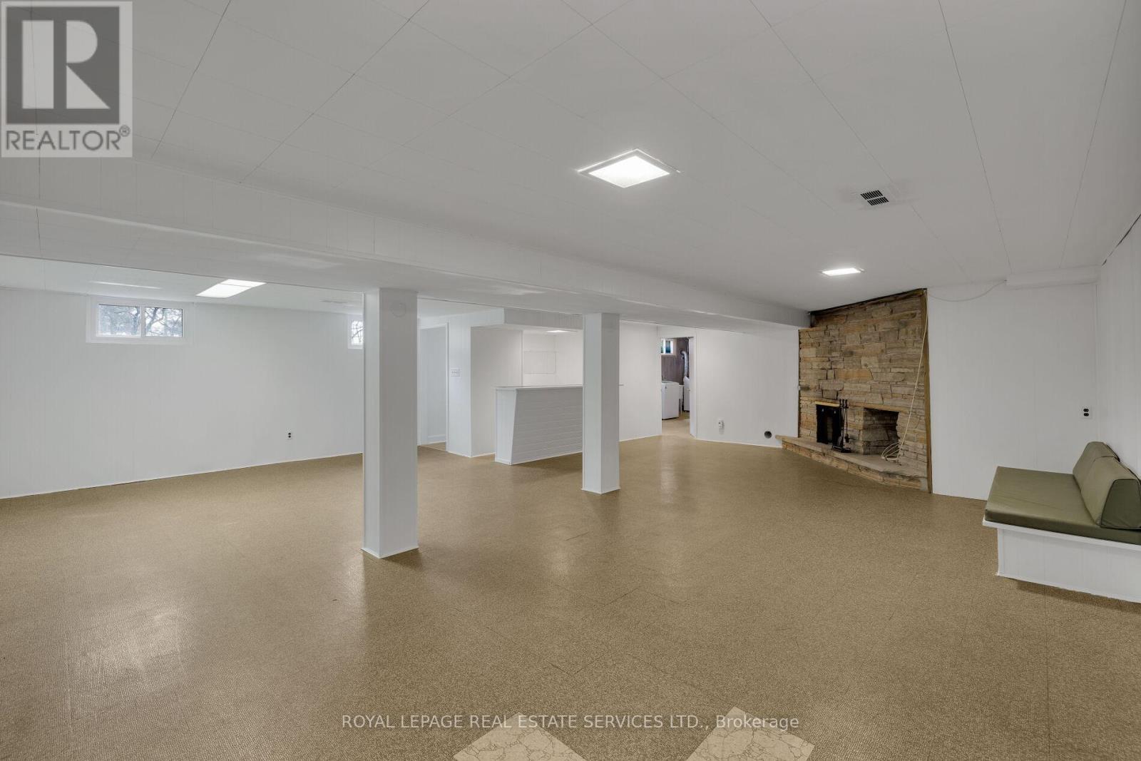 1106 Falgarwood Drive, Oakville, Ontario  L6H 1N9 - Photo 24 - W12953112