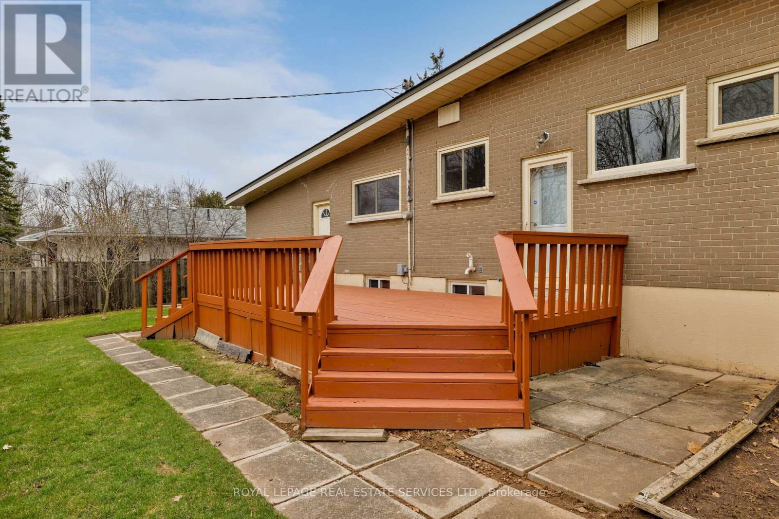 1106 Falgarwood Drive, Oakville, Ontario  L6H 1N9 - Photo 30 - W12953112