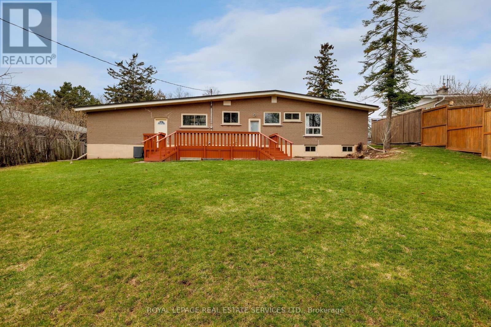 1106 Falgarwood Drive, Oakville, Ontario  L6H 1N9 - Photo 33 - W12953112