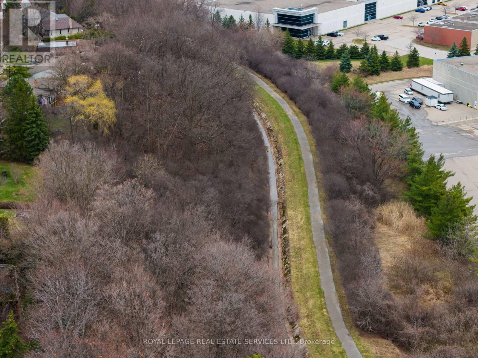 1106 Falgarwood Drive, Oakville, Ontario  L6H 1N9 - Photo 40 - W12953112