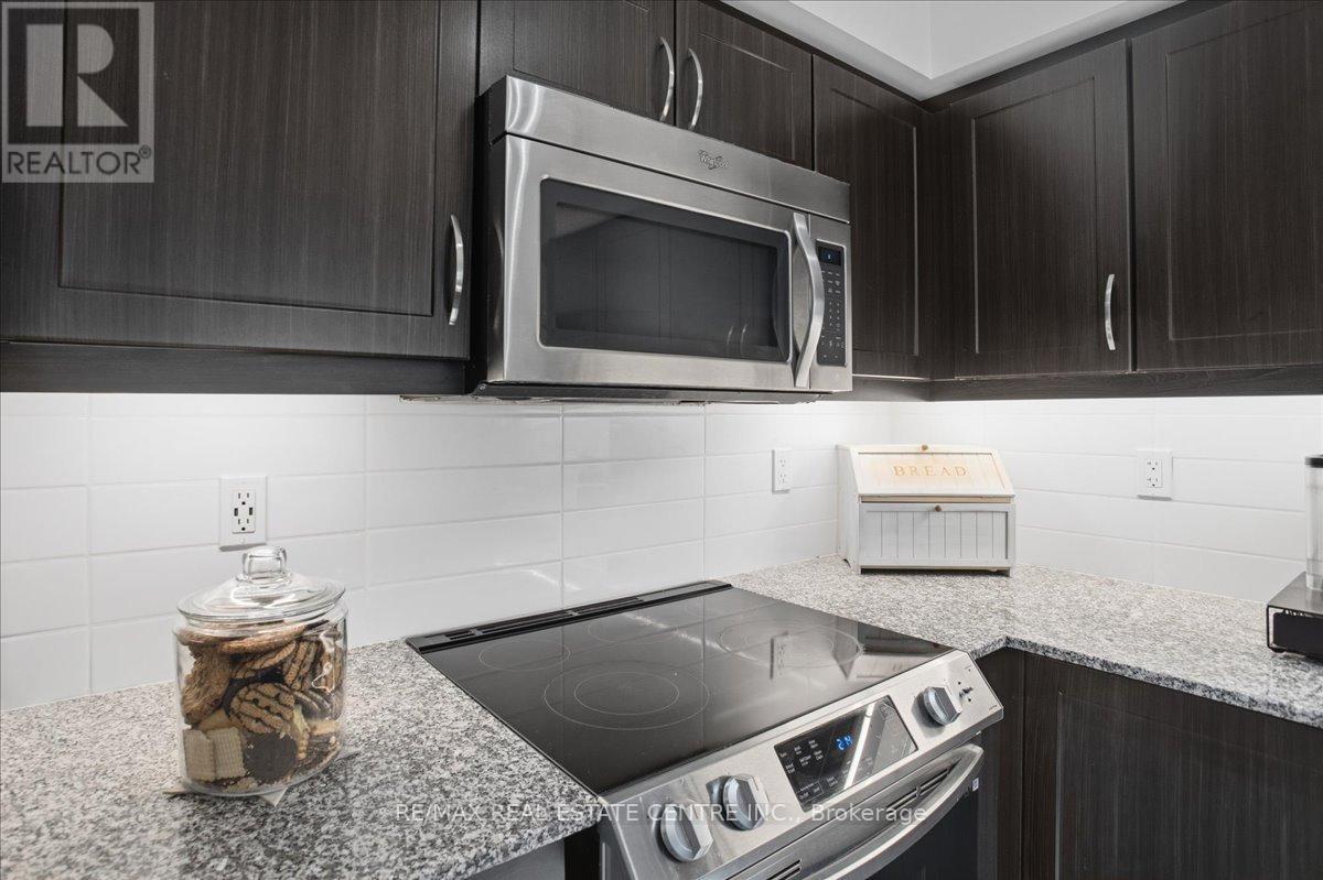 307 - 132 Widdicombe Hill Boulevard, Toronto, Ontario  M9R 0A9 - Photo 10 - W12953192