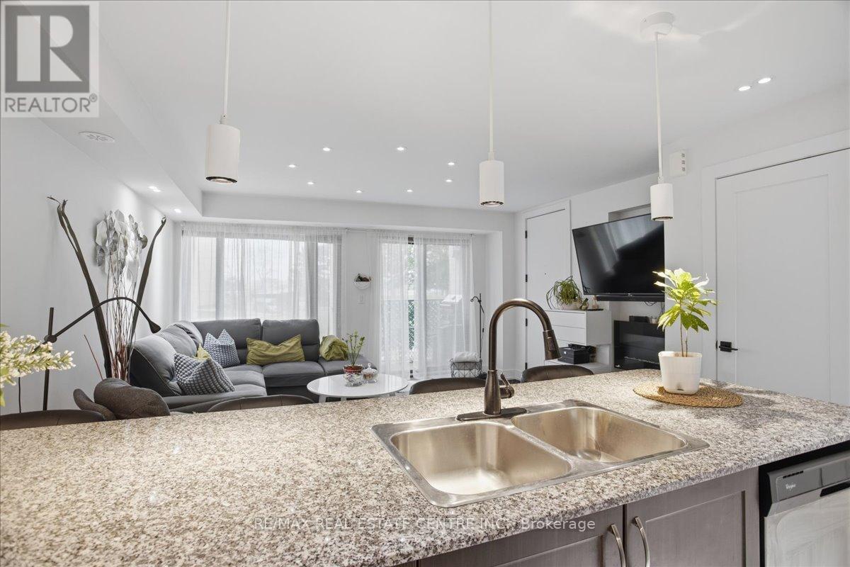 307 - 132 Widdicombe Hill Boulevard, Toronto, Ontario  M9R 0A9 - Photo 11 - W12953192