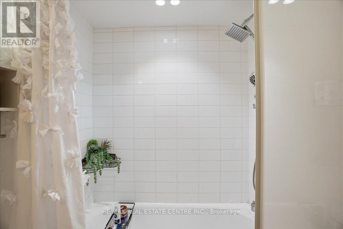 307 - 132 Widdicombe Hill Boulevard, Toronto, Ontario  M9R 0A9 - Photo 21 - W12953192