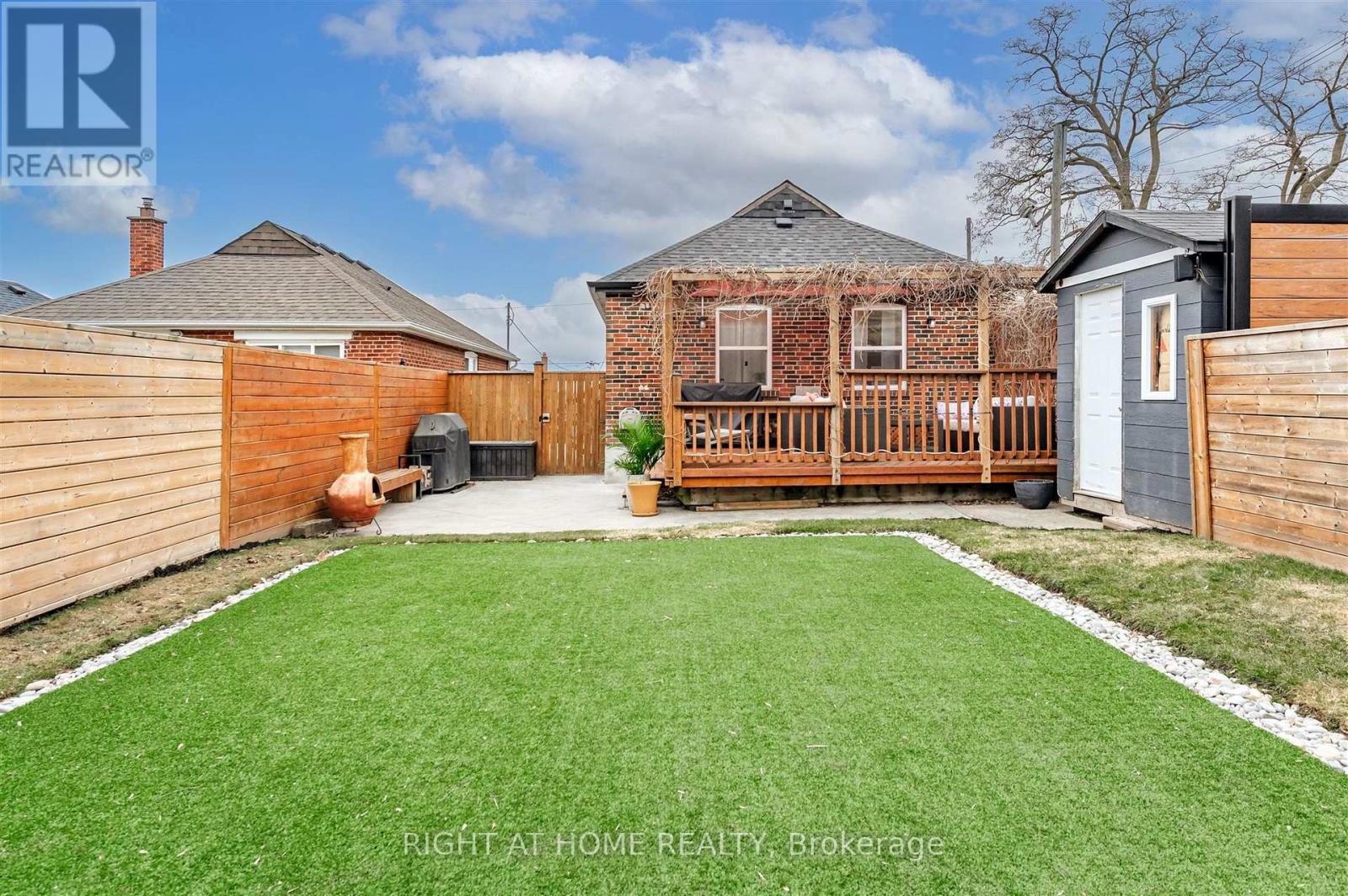 17 Claybrooke Street, Toronto, Ontario  M6M 3P6 - Photo 38 - W12953204