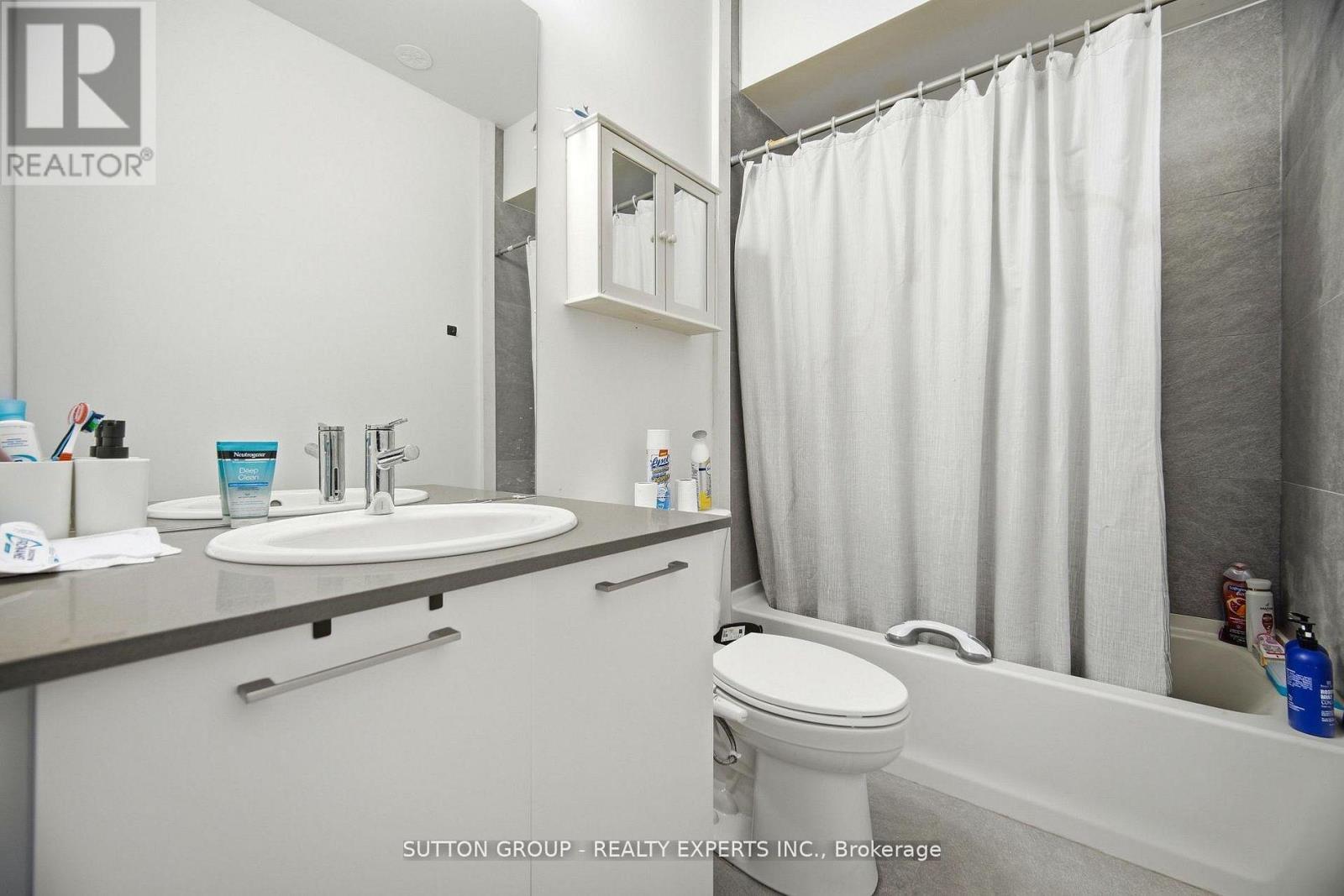 5 Taylor Court, Caledon, Ontario  L7E 2R7 - Photo 7 - W12953216