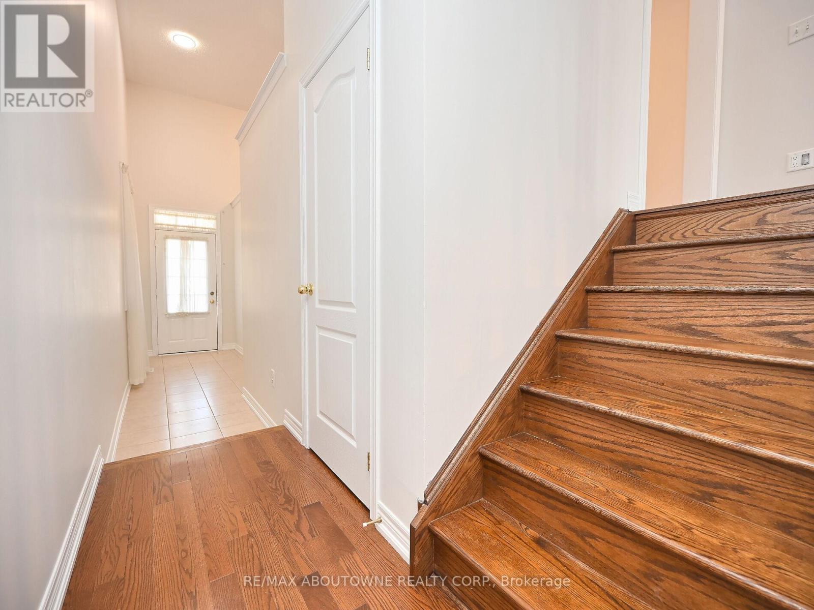 1314 Granrock Crescent, Mississauga, Ontario  L5V 0E1 - Photo 25 - W12953310