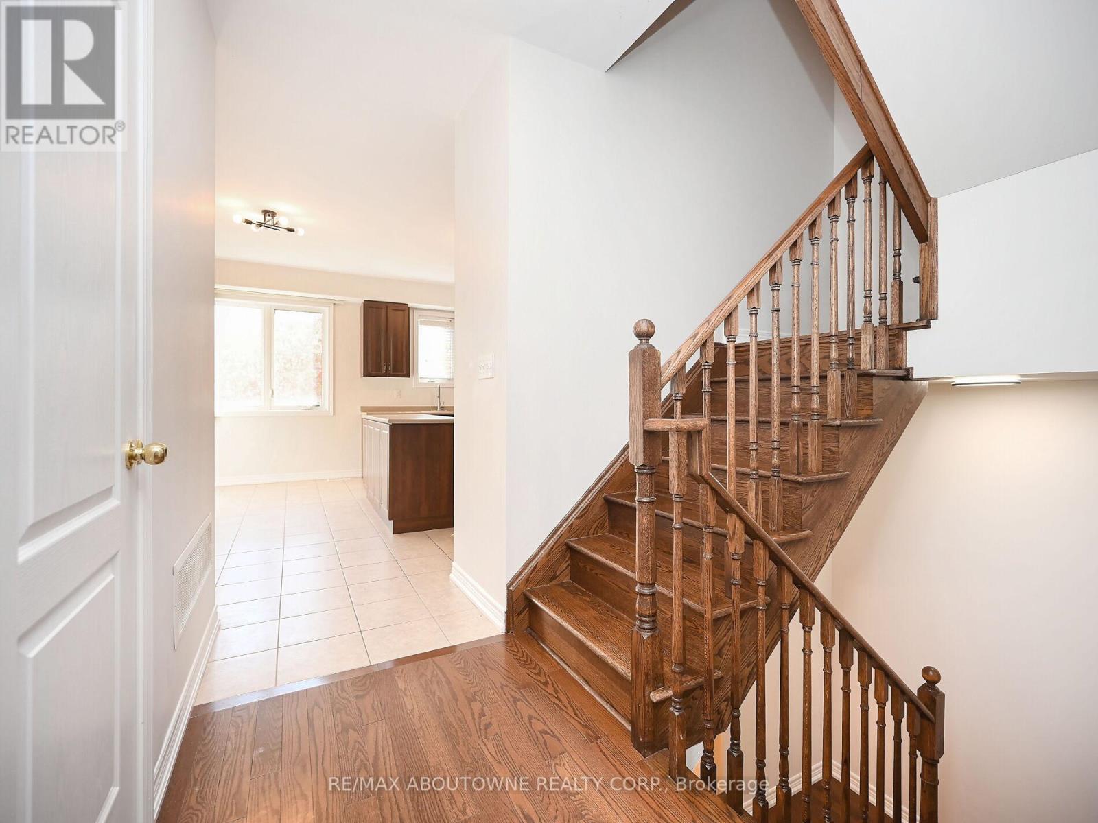 1314 Granrock Crescent, Mississauga, Ontario  L5V 0E1 - Photo 30 - W12953310