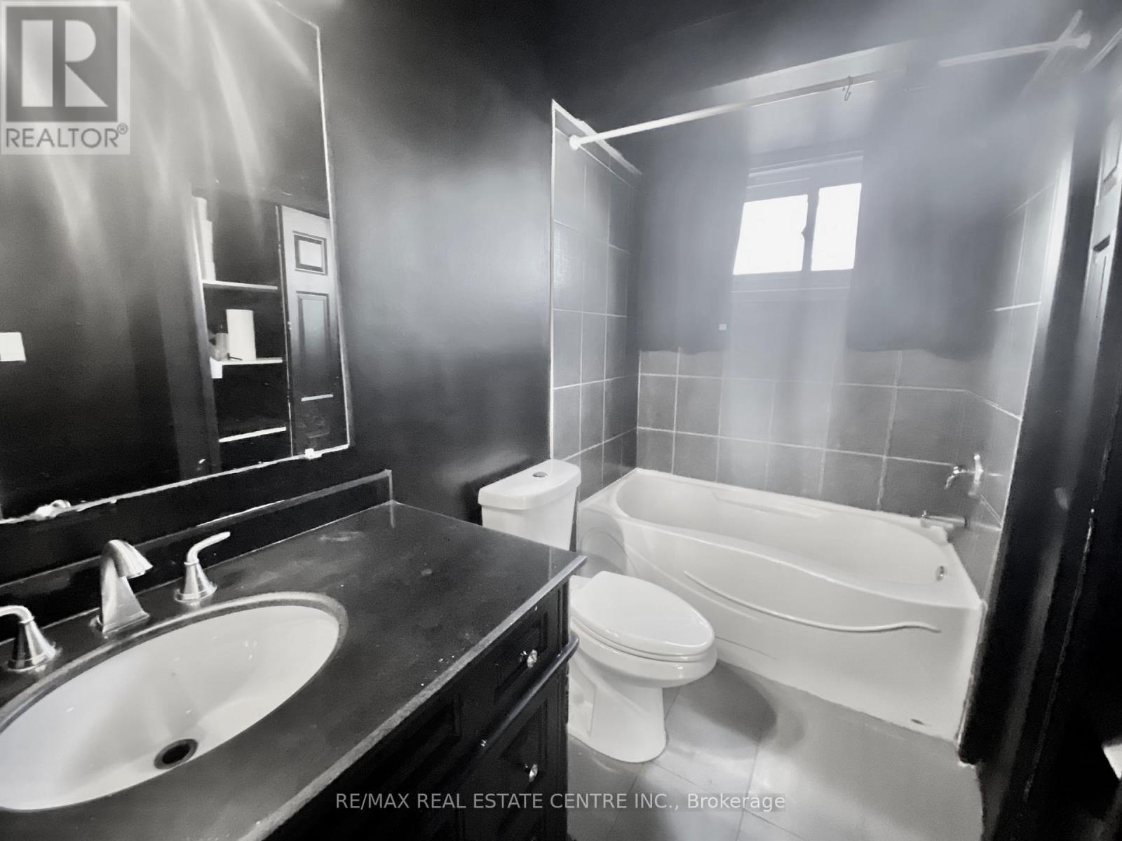 17 - 2755 Windwood Drive, Mississauga, Ontario  L5N 2C8 - Photo 8 - W12953320