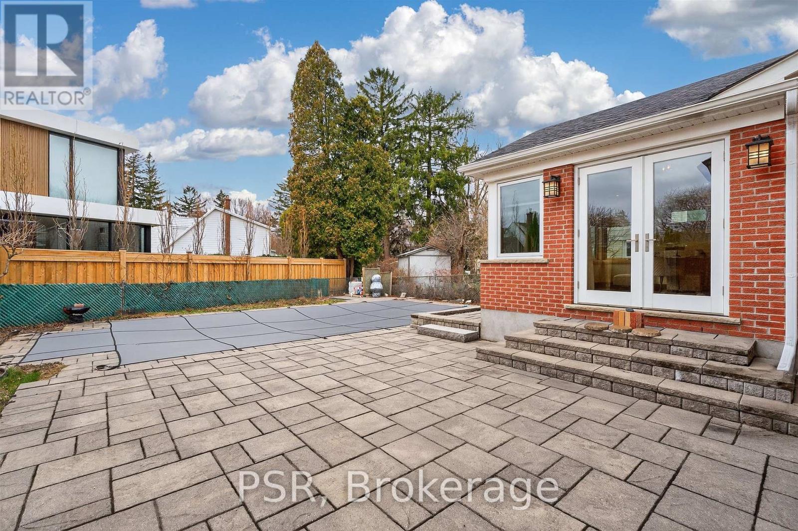 575 Patricia Drive, Oakville, Ontario  L6K 1M4 - Photo 25 - W12953322