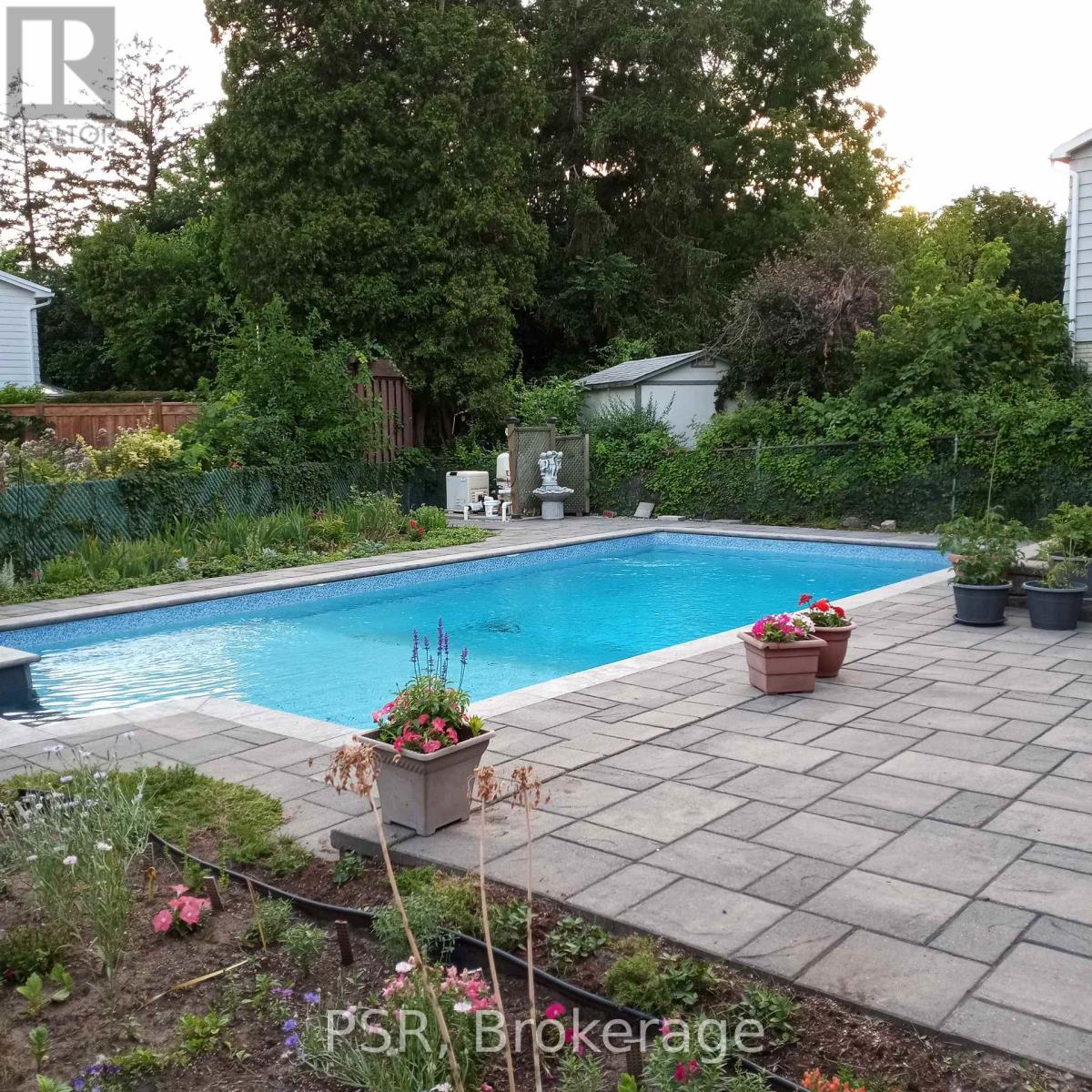 575 Patricia Drive, Oakville, Ontario  L6K 1M4 - Photo 26 - W12953322