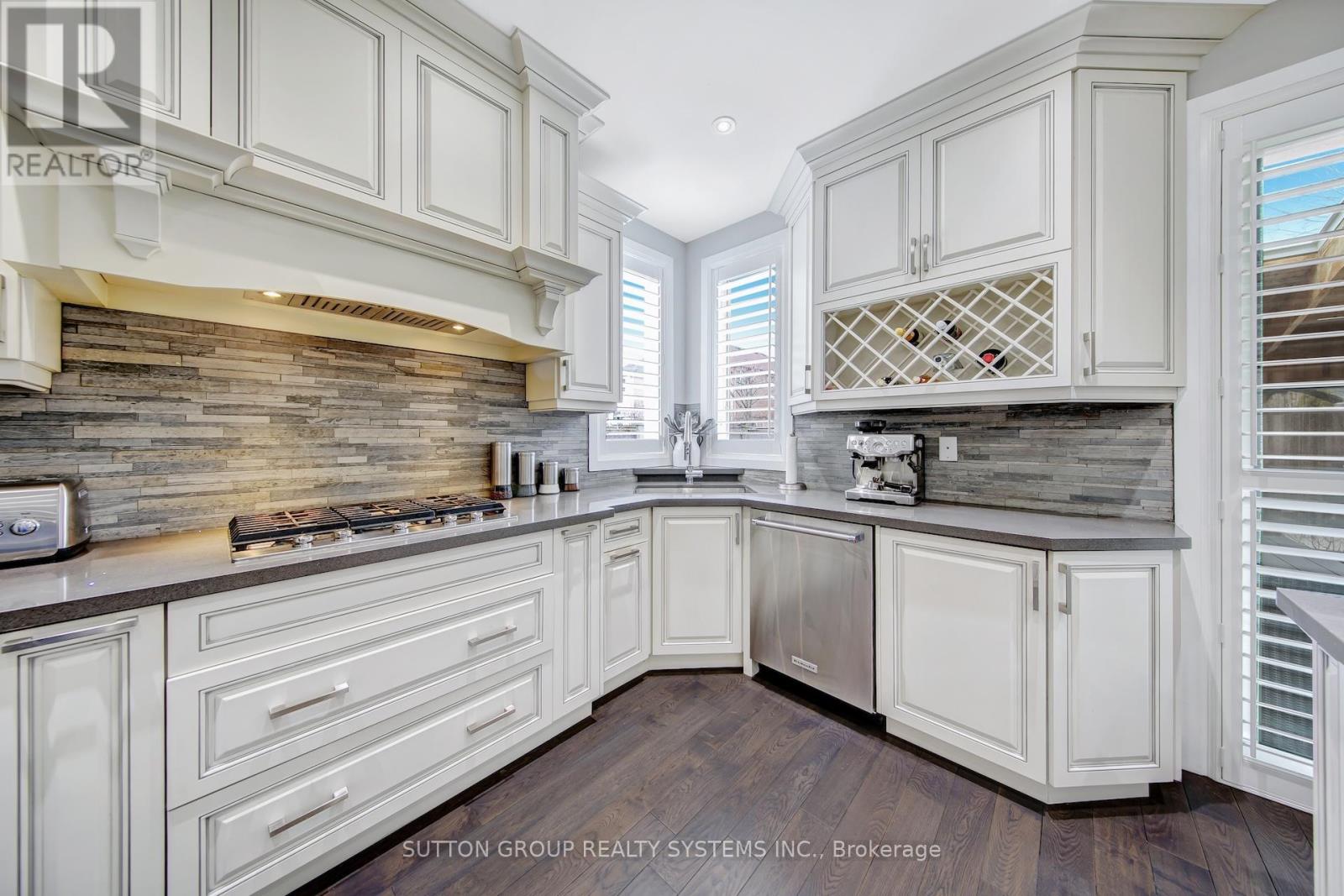 3336 Crompton Crescent, Mississauga, Ontario  L5B 4C7 - Photo 14 - W12953340