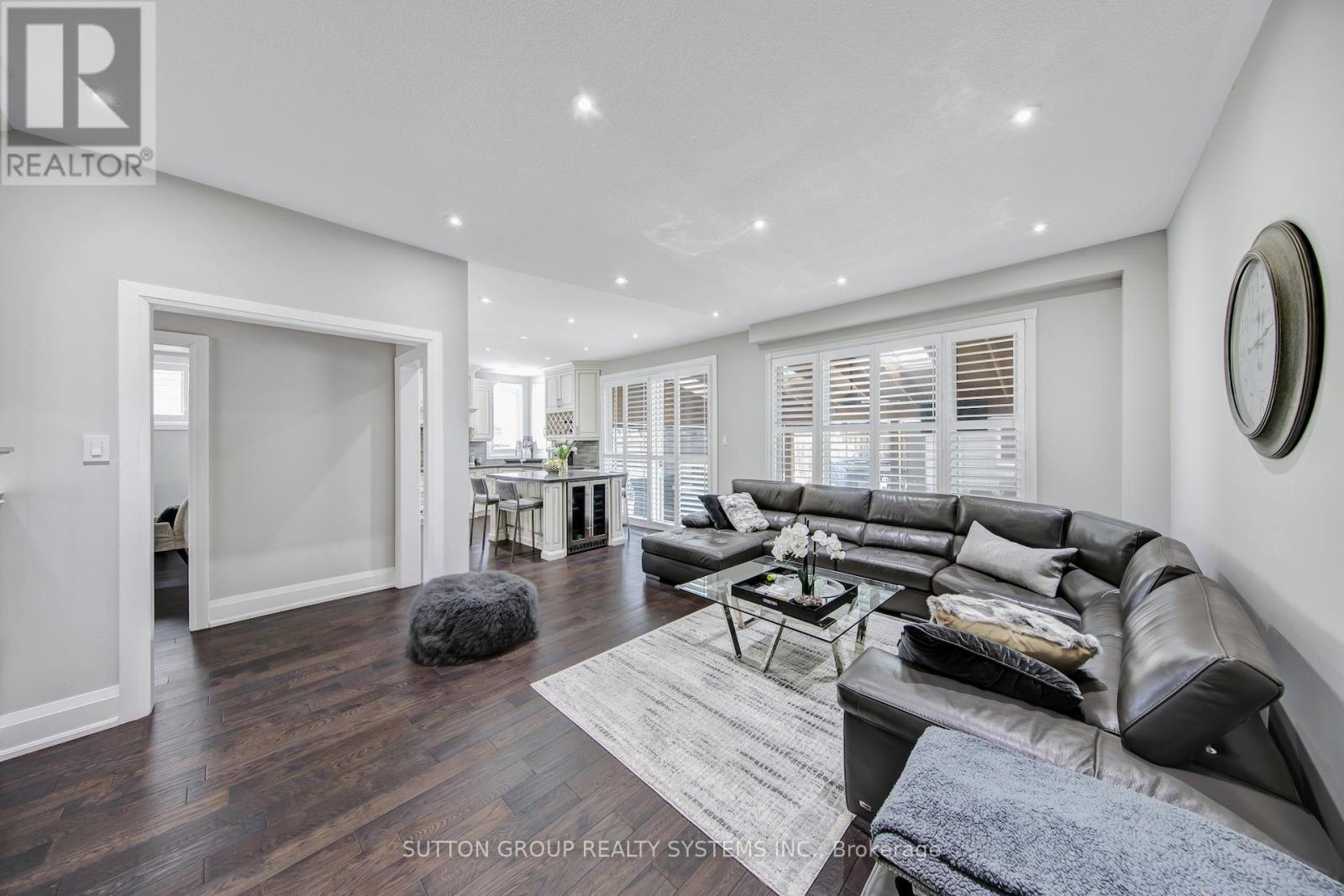 3336 Crompton Crescent, Mississauga, Ontario  L5B 4C7 - Photo 18 - W12953340