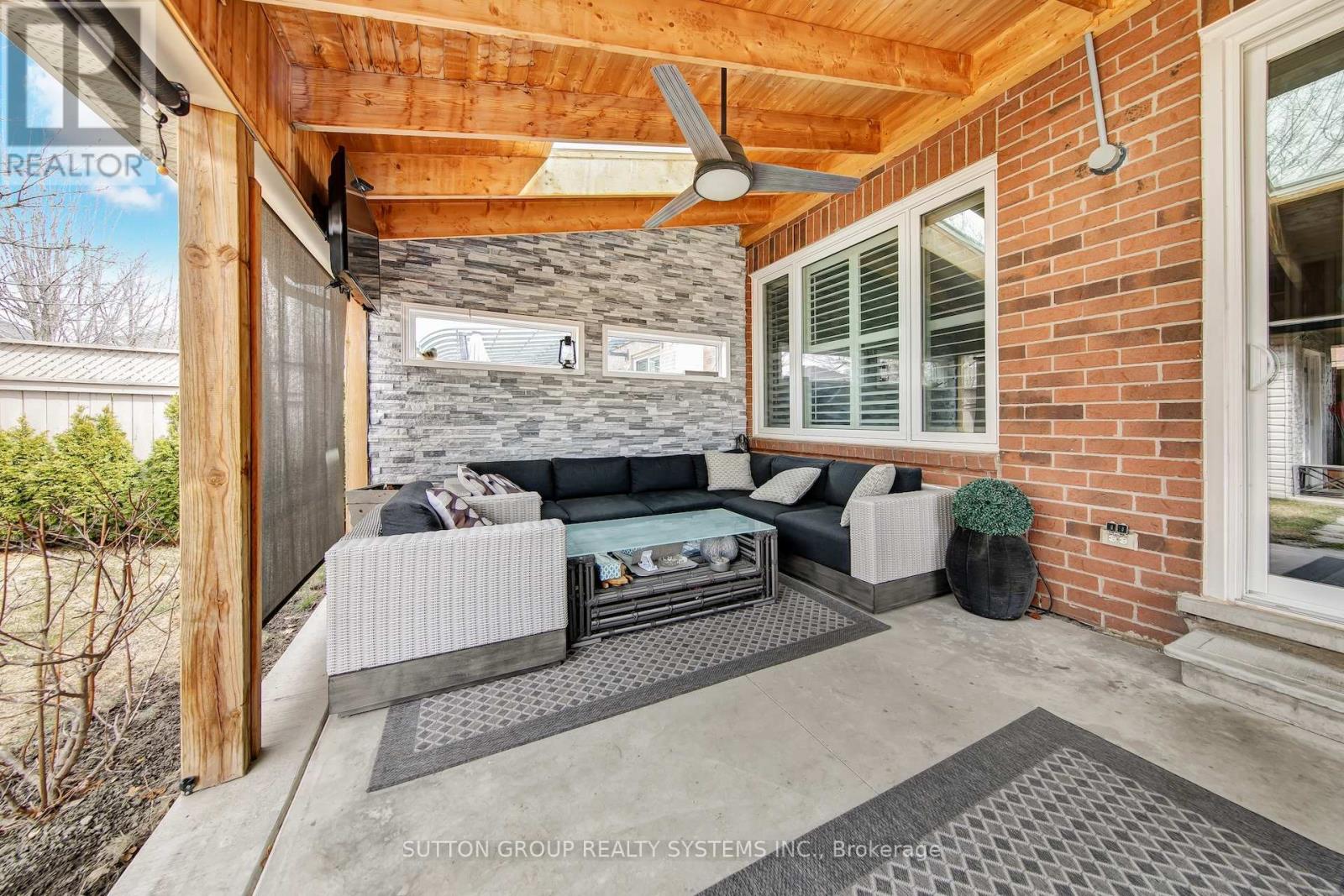 3336 Crompton Crescent, Mississauga, Ontario  L5B 4C7 - Photo 41 - W12953340