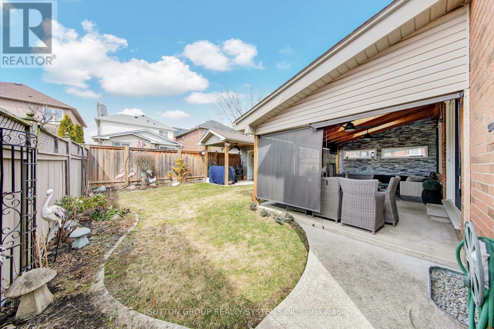 3336 Crompton Crescent, Mississauga, Ontario  L5B 4C7 - Photo 45 - W12953340