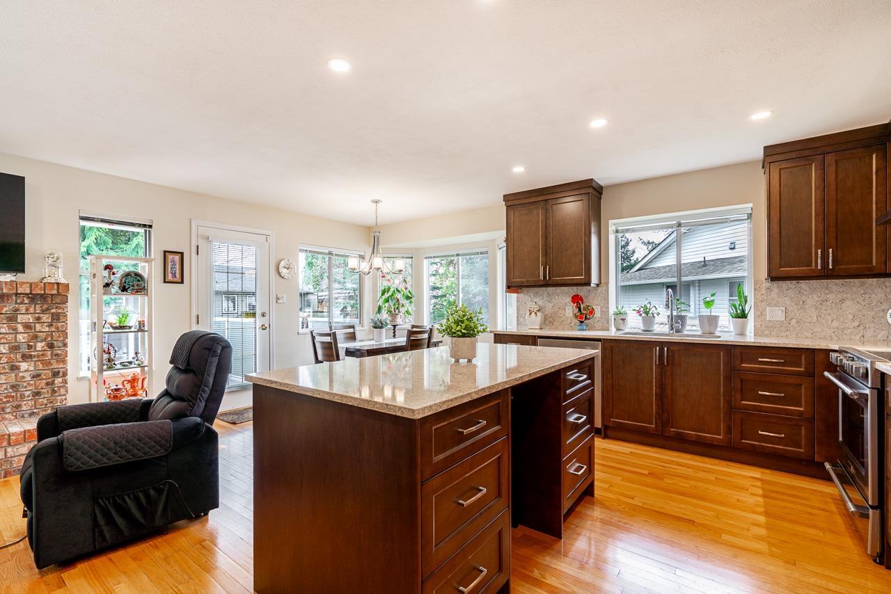 13560 15a Avenue, Surrey, British Columbia  V4A 8Z9 - Photo 8 - R3106100