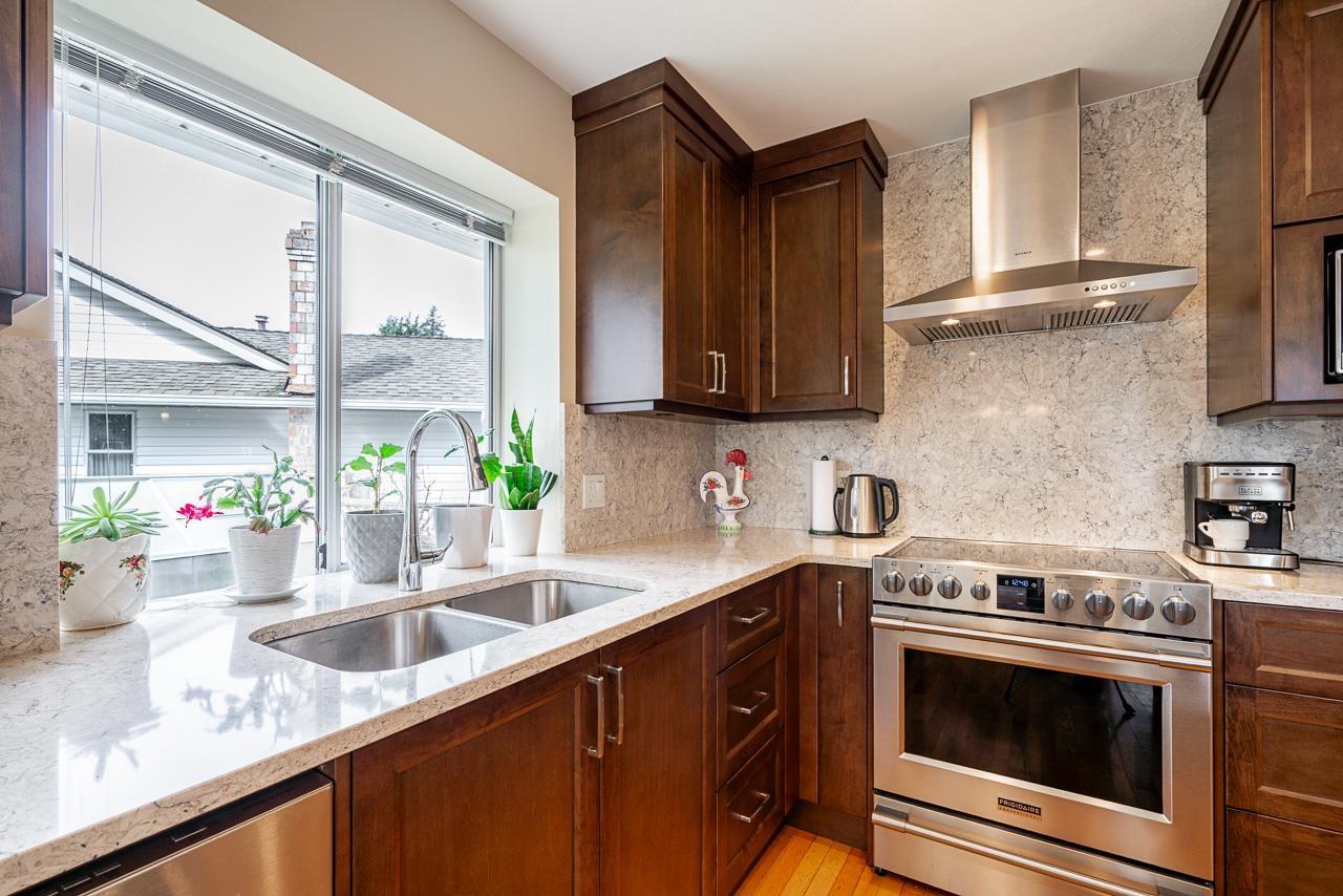 13560 15a Avenue, Surrey, British Columbia  V4A 8Z9 - Photo 10 - R3106100