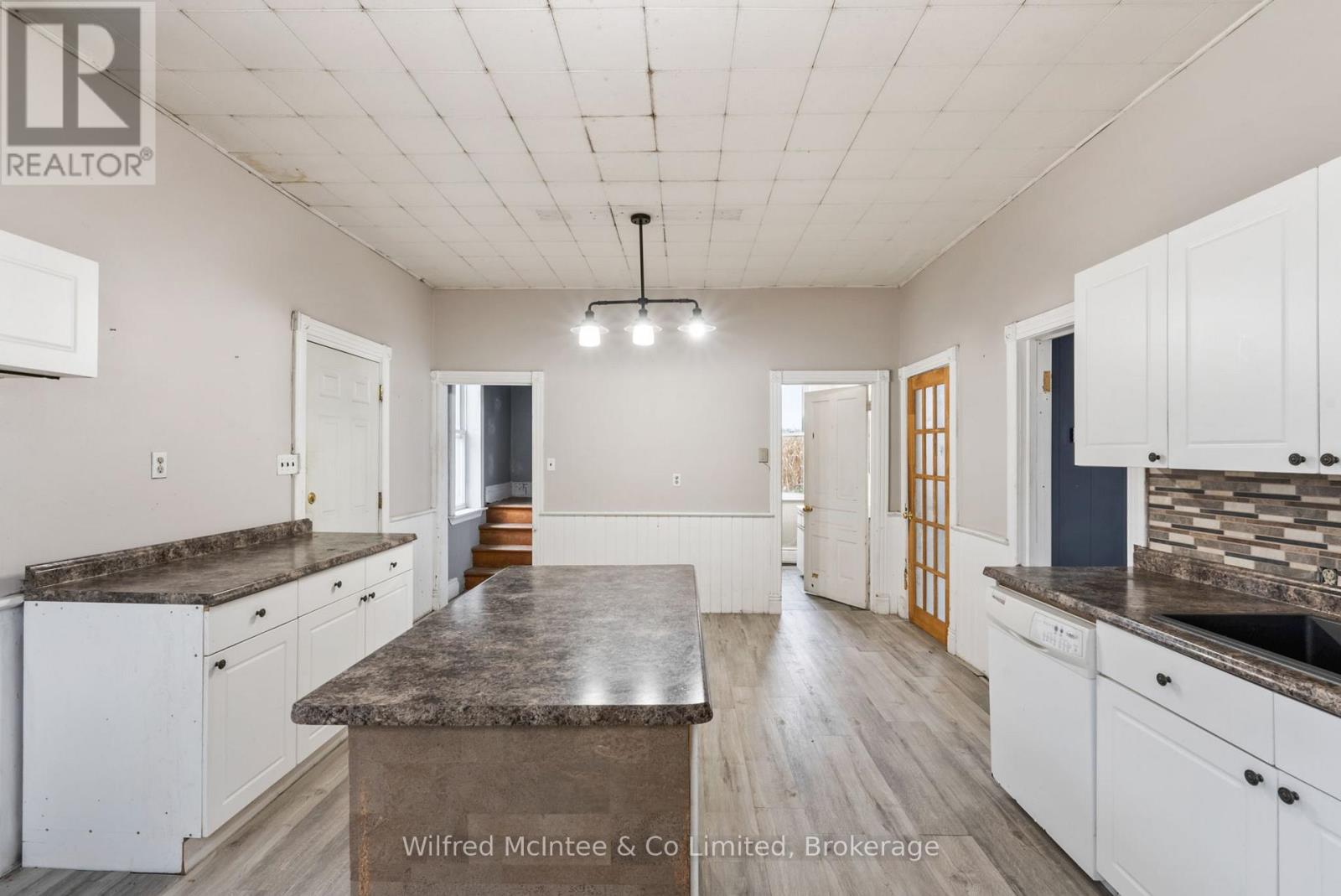 570 20 Side Road, Brockton, Ontario  N0G 2V0 - Photo 13 - X12471074