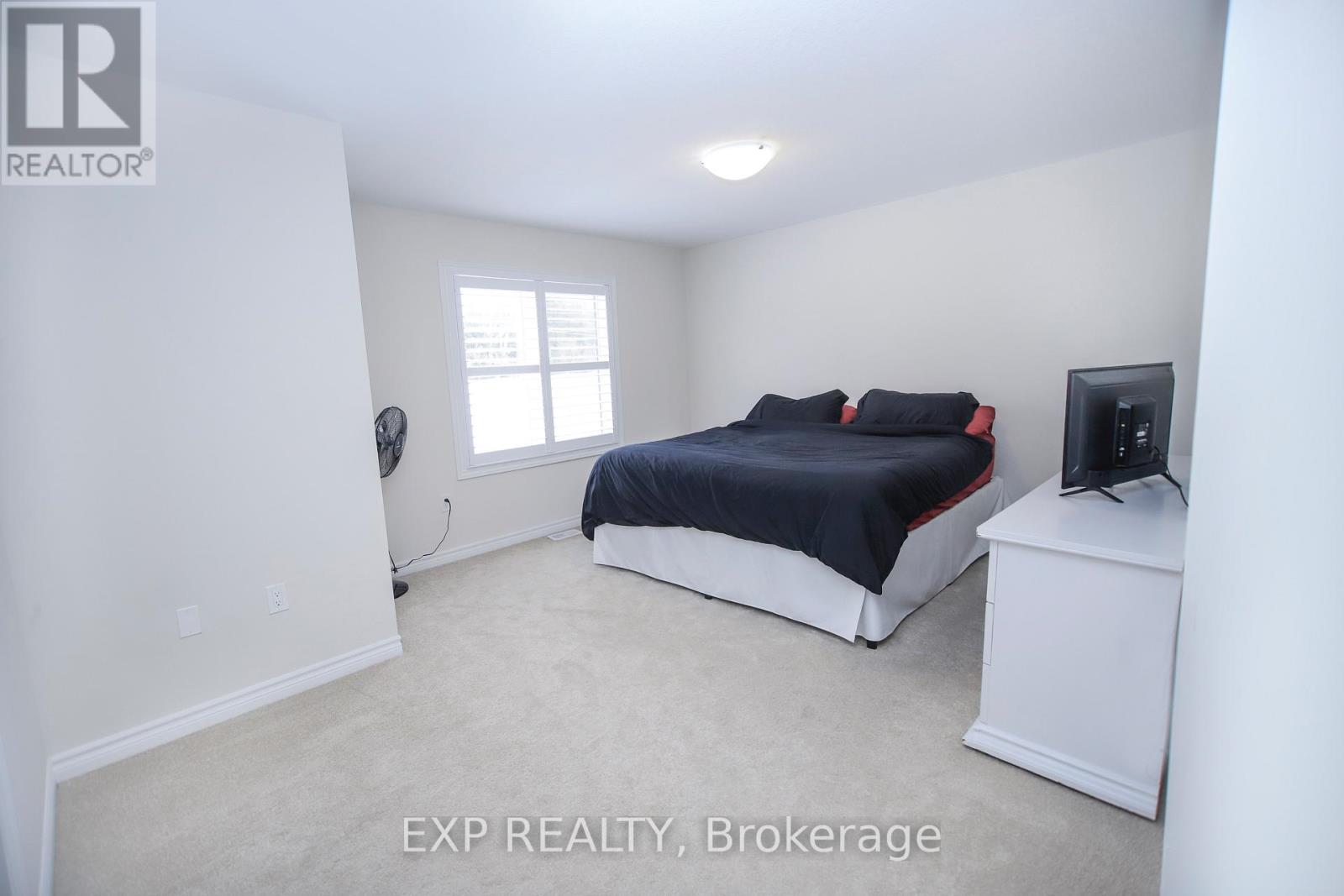 295 Mceachern Lane, Gravenhurst, Ontario  P1P 0H8 - Photo 15 - X12953032