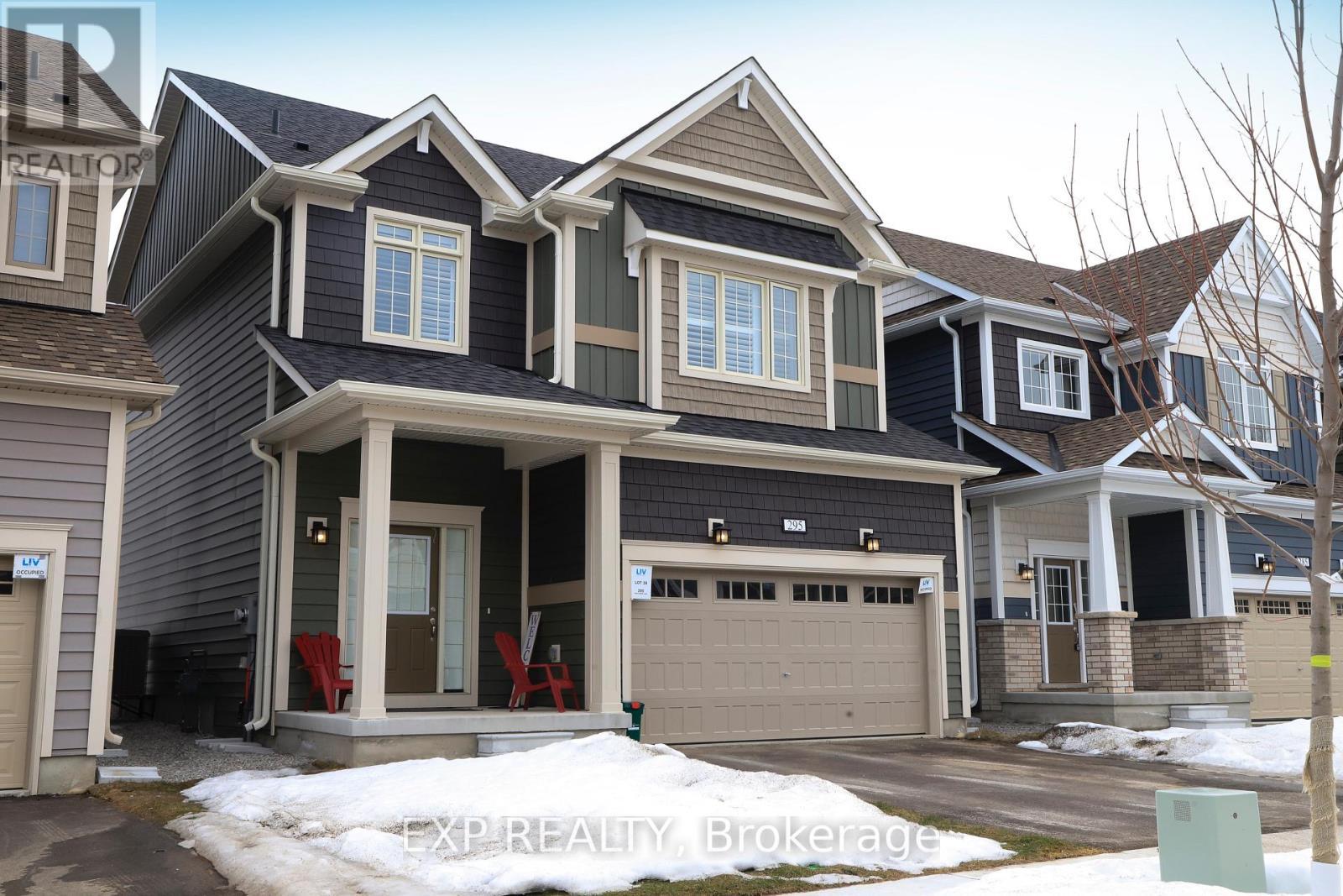 295 Mceachern Lane, Gravenhurst, Ontario  P1P 0H8 - Photo 3 - X12953032