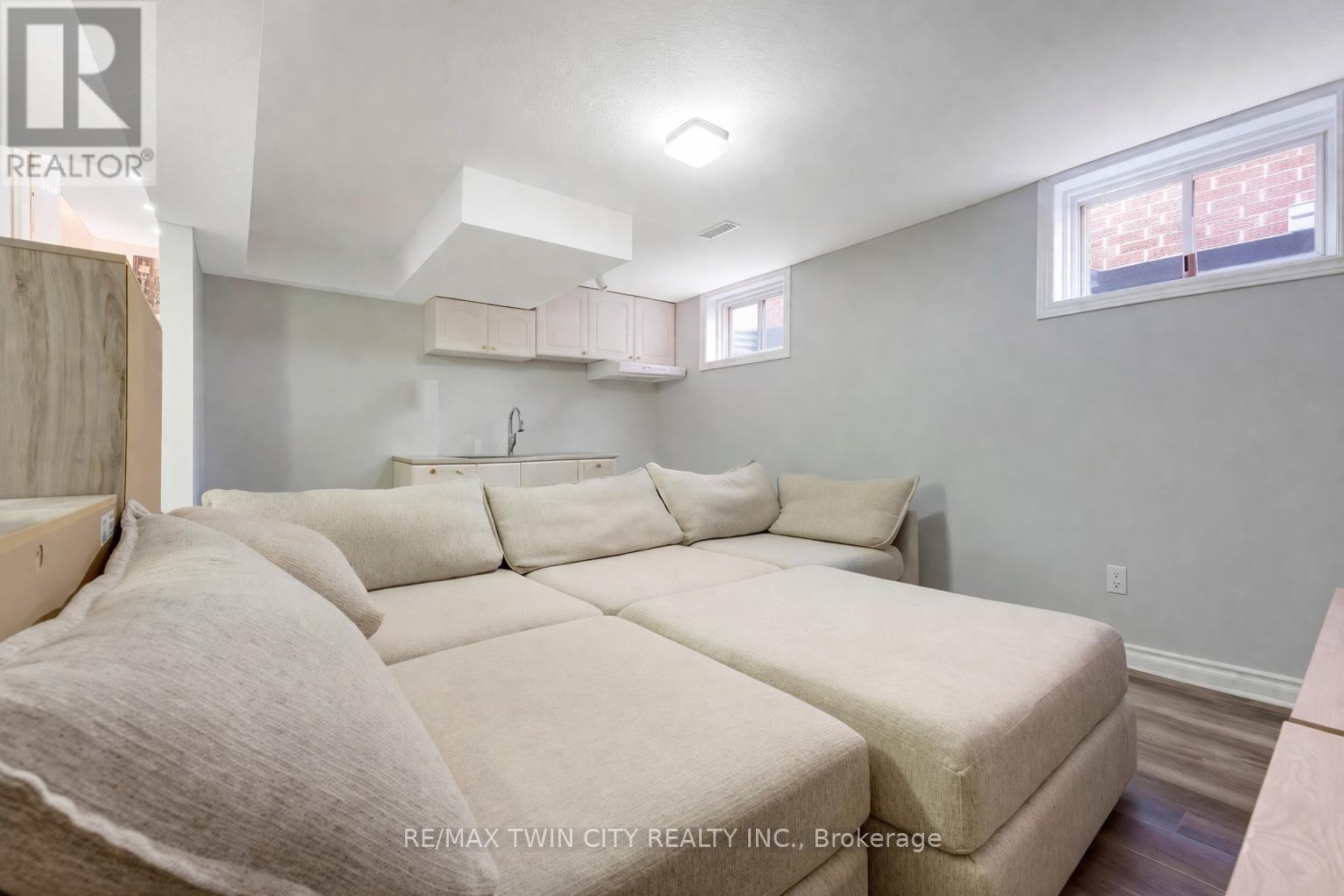 183 Bush Clover Crescent, Kitchener, Ontario  N2E 3P7 - Photo 34 - X12953044