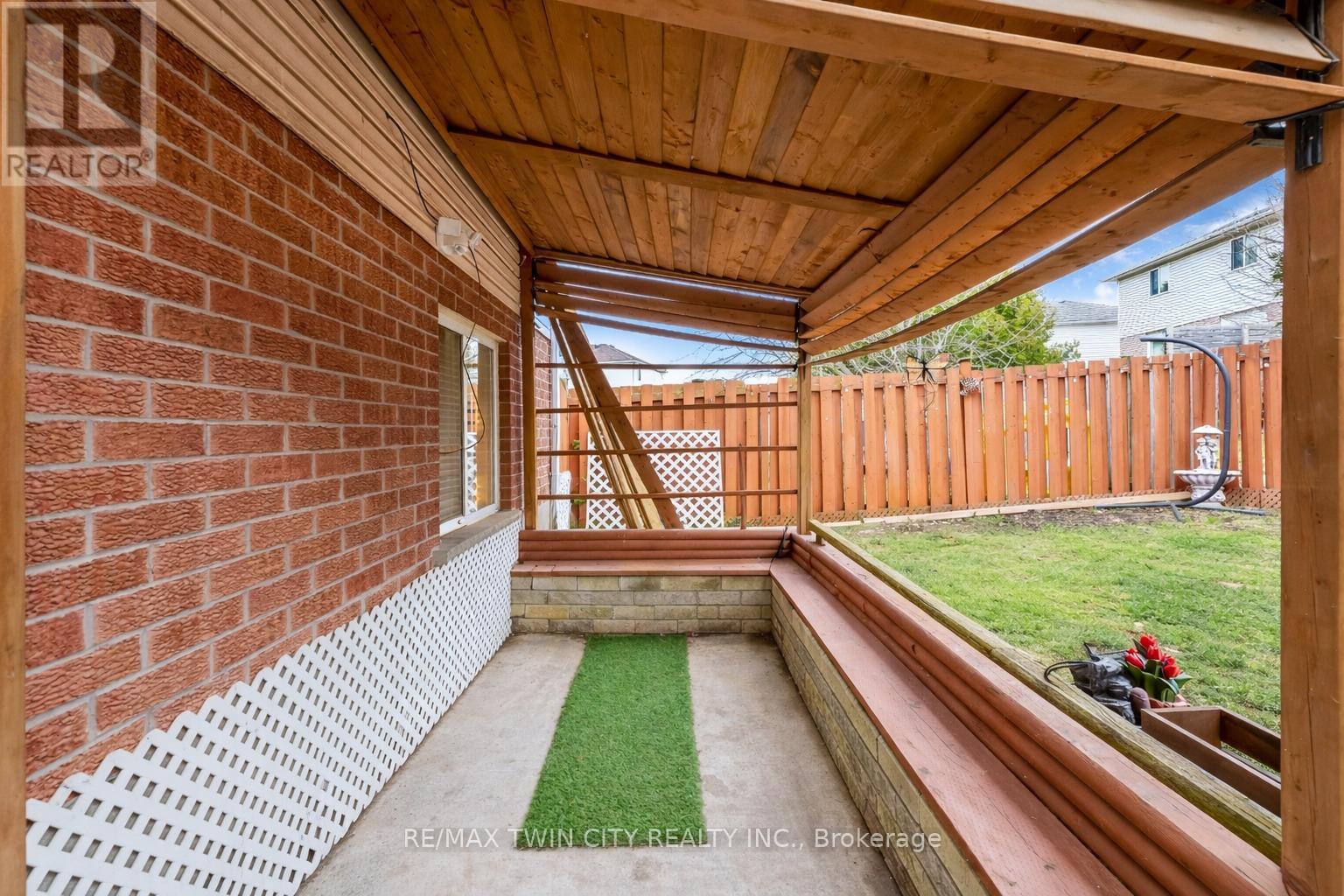 183 Bush Clover Crescent, Kitchener, Ontario  N2E 3P7 - Photo 41 - X12953044